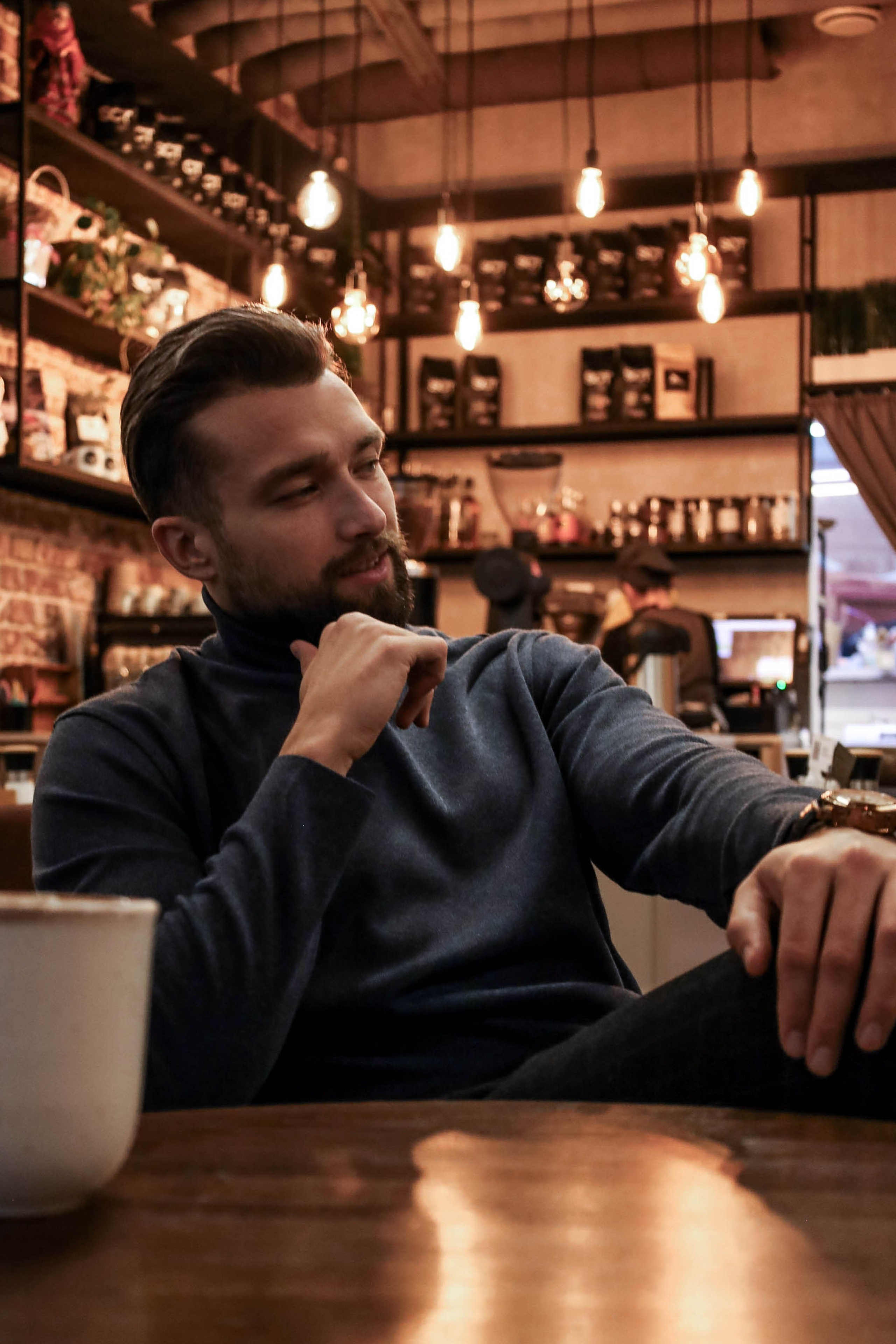 Модель для предметной съемки Александр Ж. Н.Новгород | Sale Easy