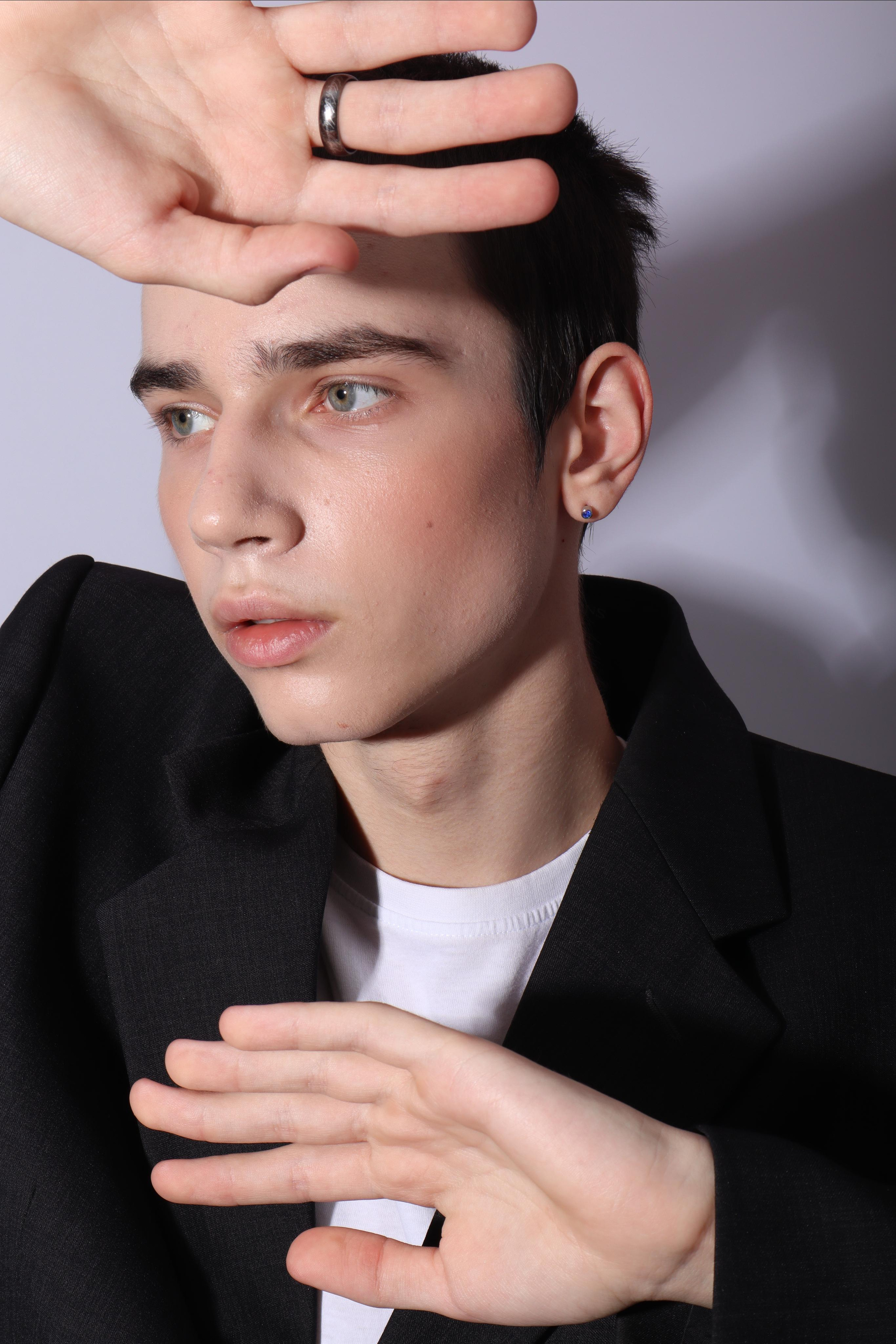 Модель для предметной съемки Дмитрий З. Москва | Sale Easy