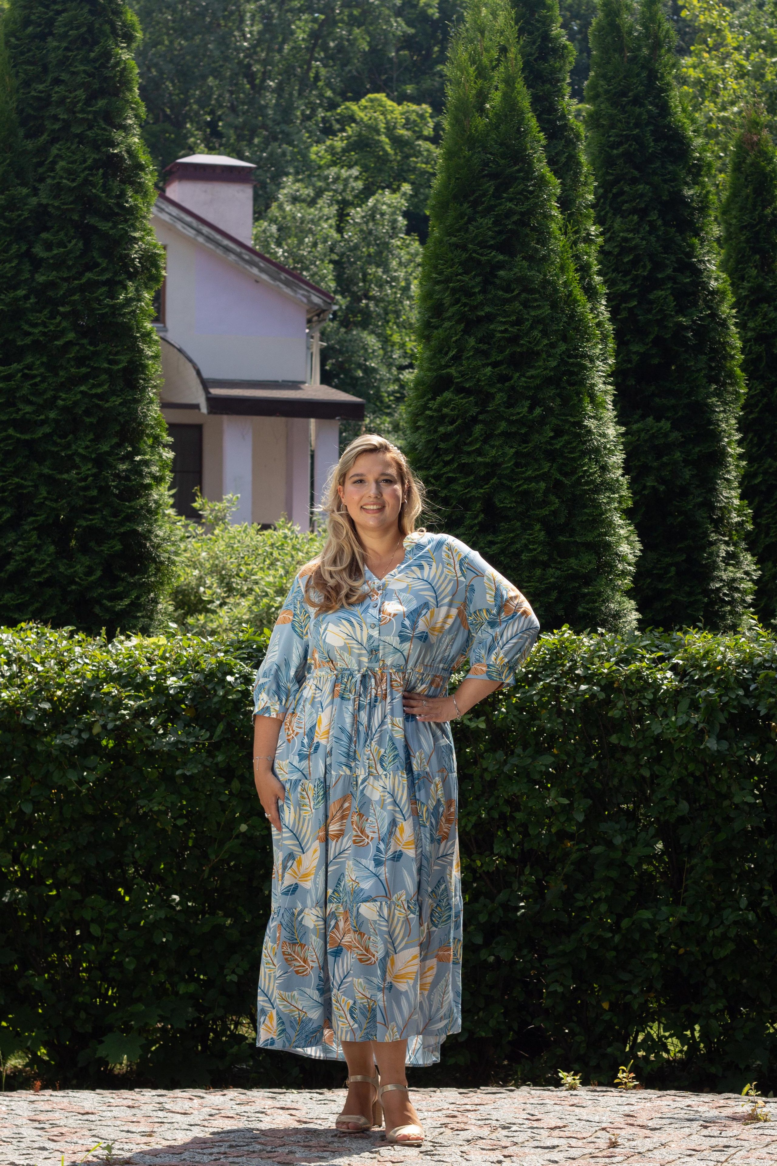 Модель plus size для съемок на маркетплейс Виктория У.Москва | Sale E