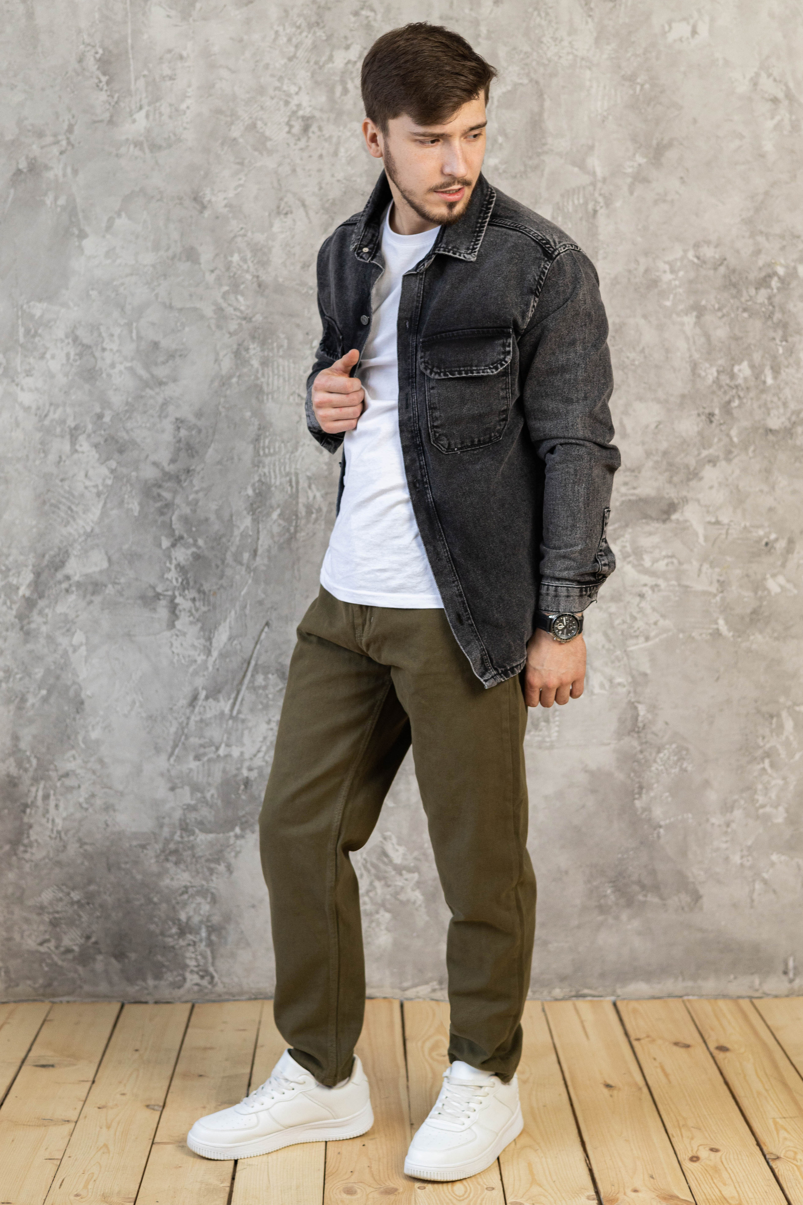 Портфолио. Фото мужской одежды для маркетплейсов | Sale Easy