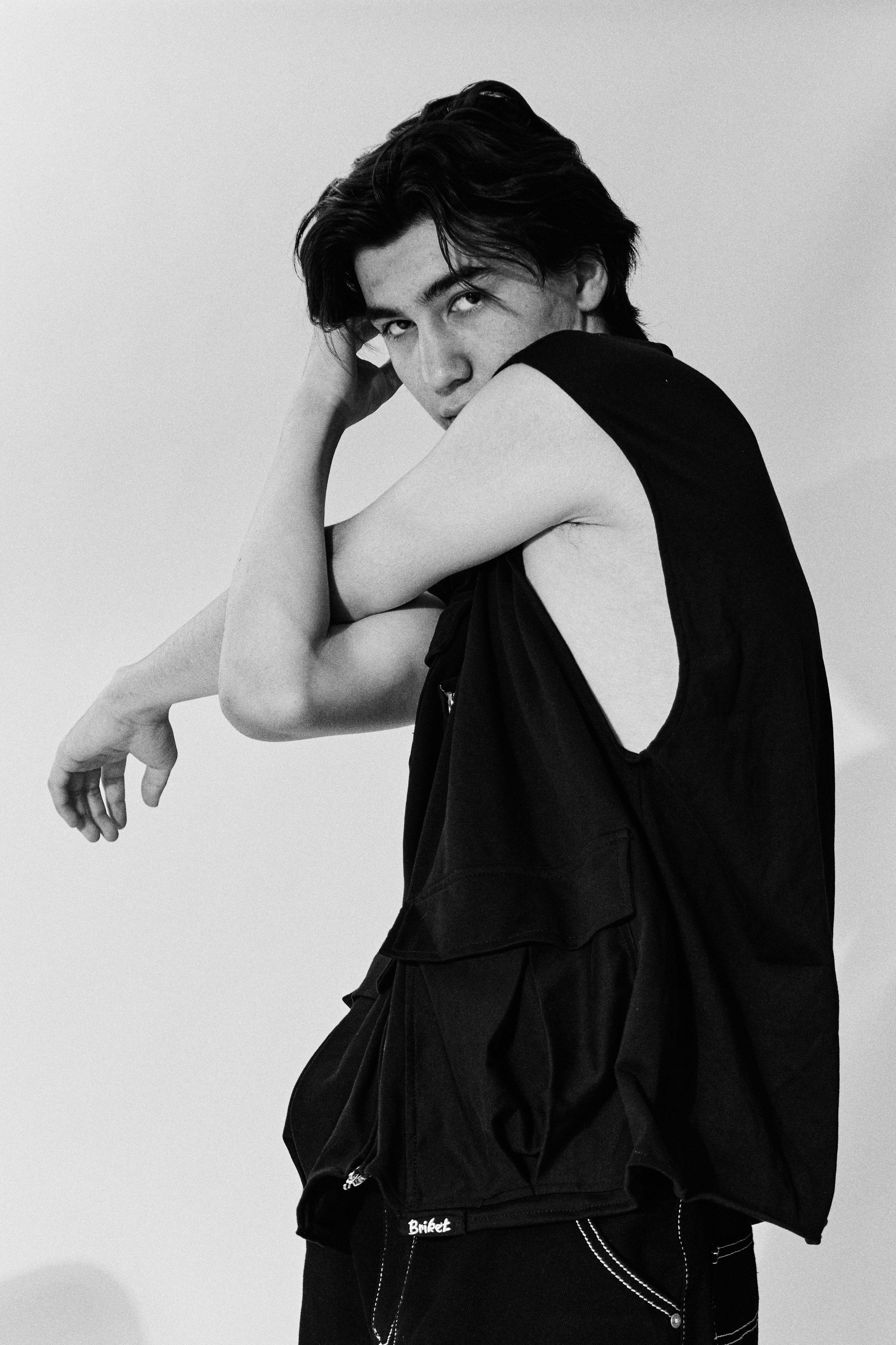 Модель для предметной съемки Зухурбек Москва | Sale Easy