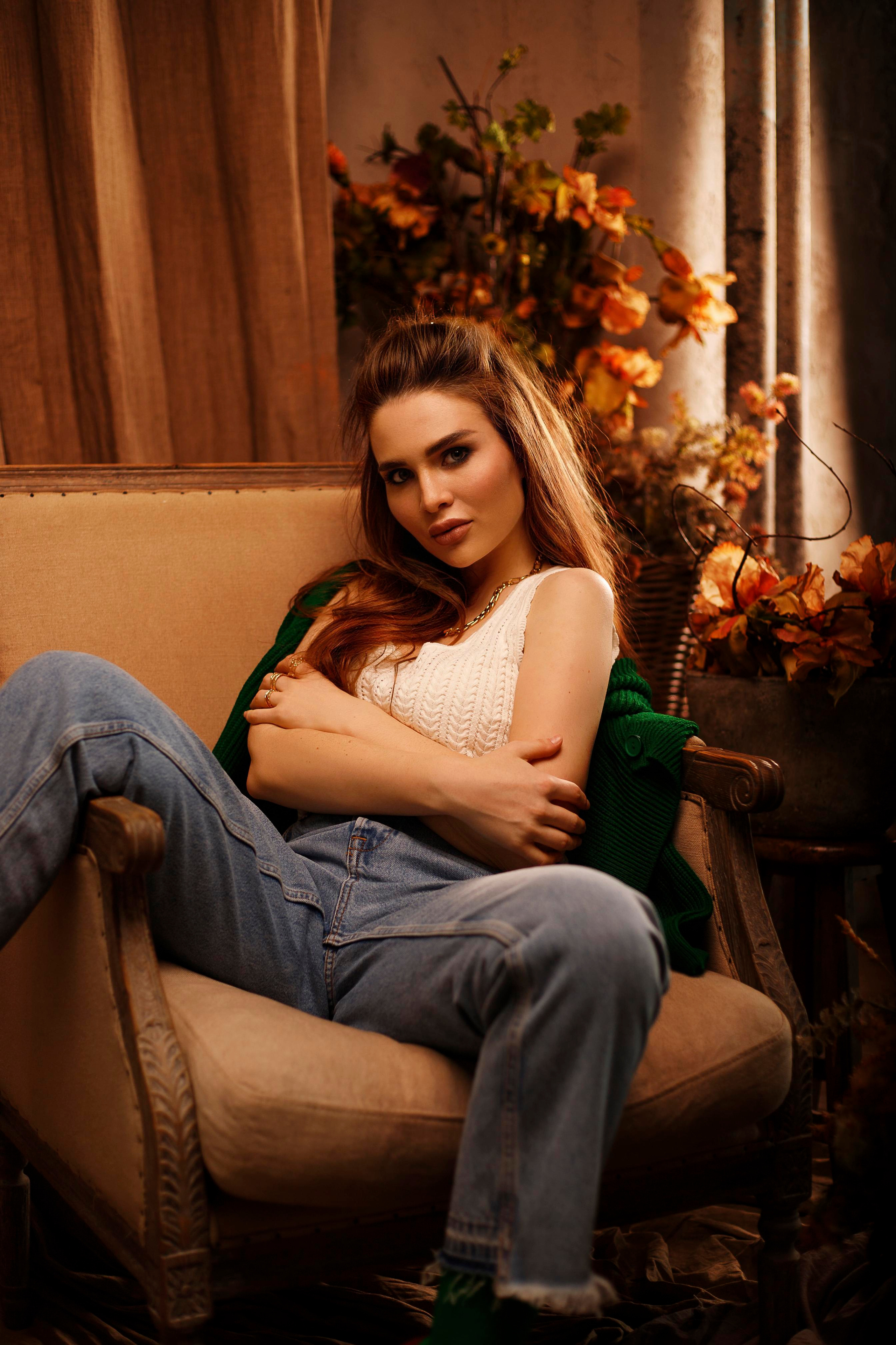 Модель для предметной съемки Надежда В. Москва| Sale Easy