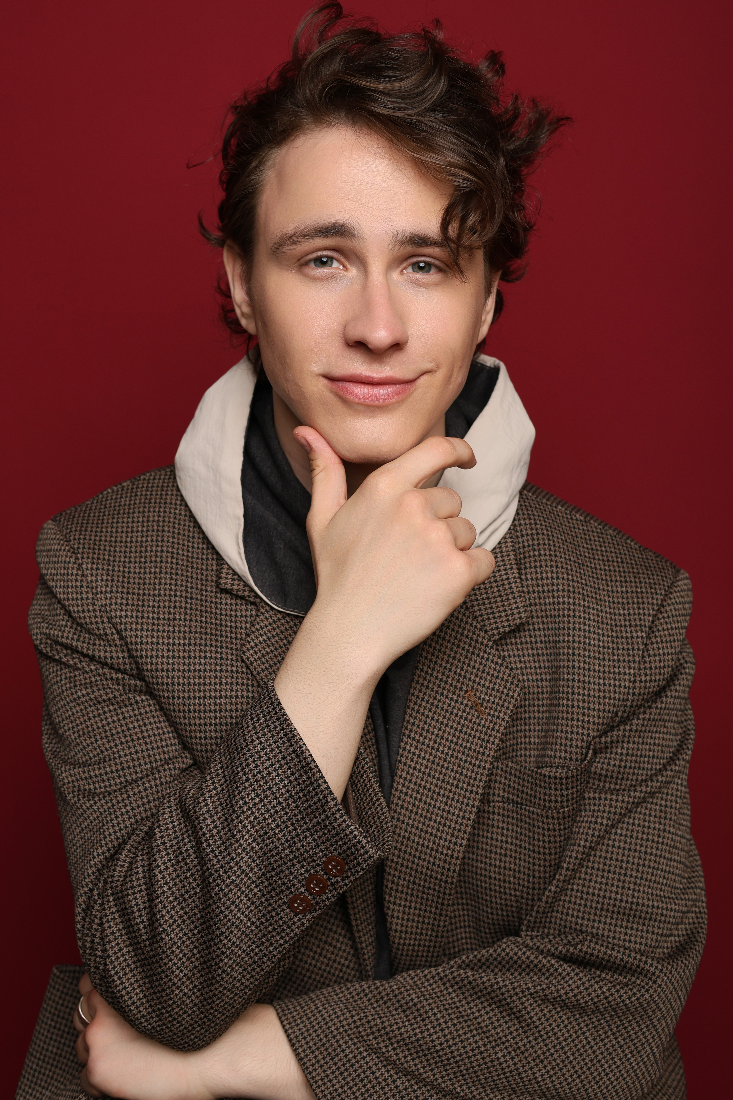 Модель для предметной съемки Илья Д С-Петербург | Sale Easy