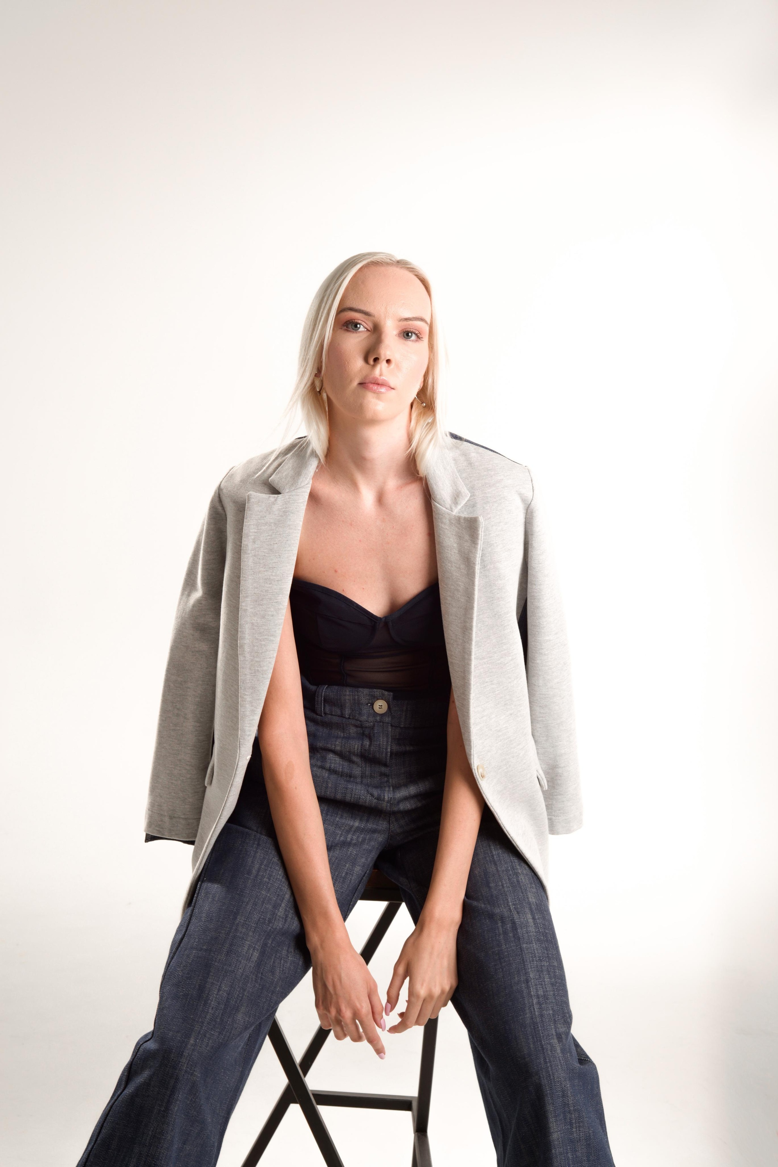 Модель для предметной съемки Валерия 5 Н.Новгород | Sale Easy