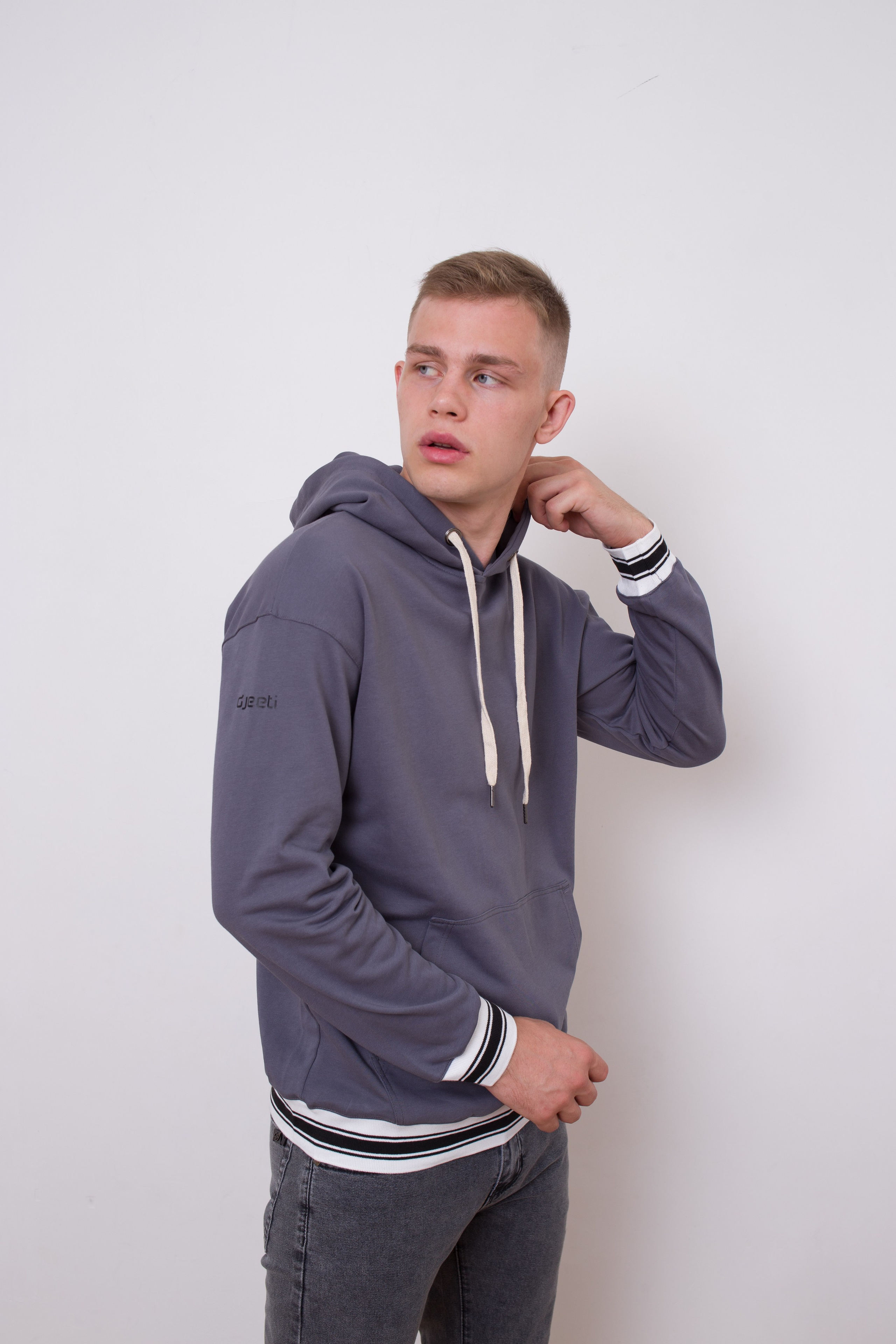 Модель для предметной съемки Герман id 29 034 С.-Пб| Sale Easy