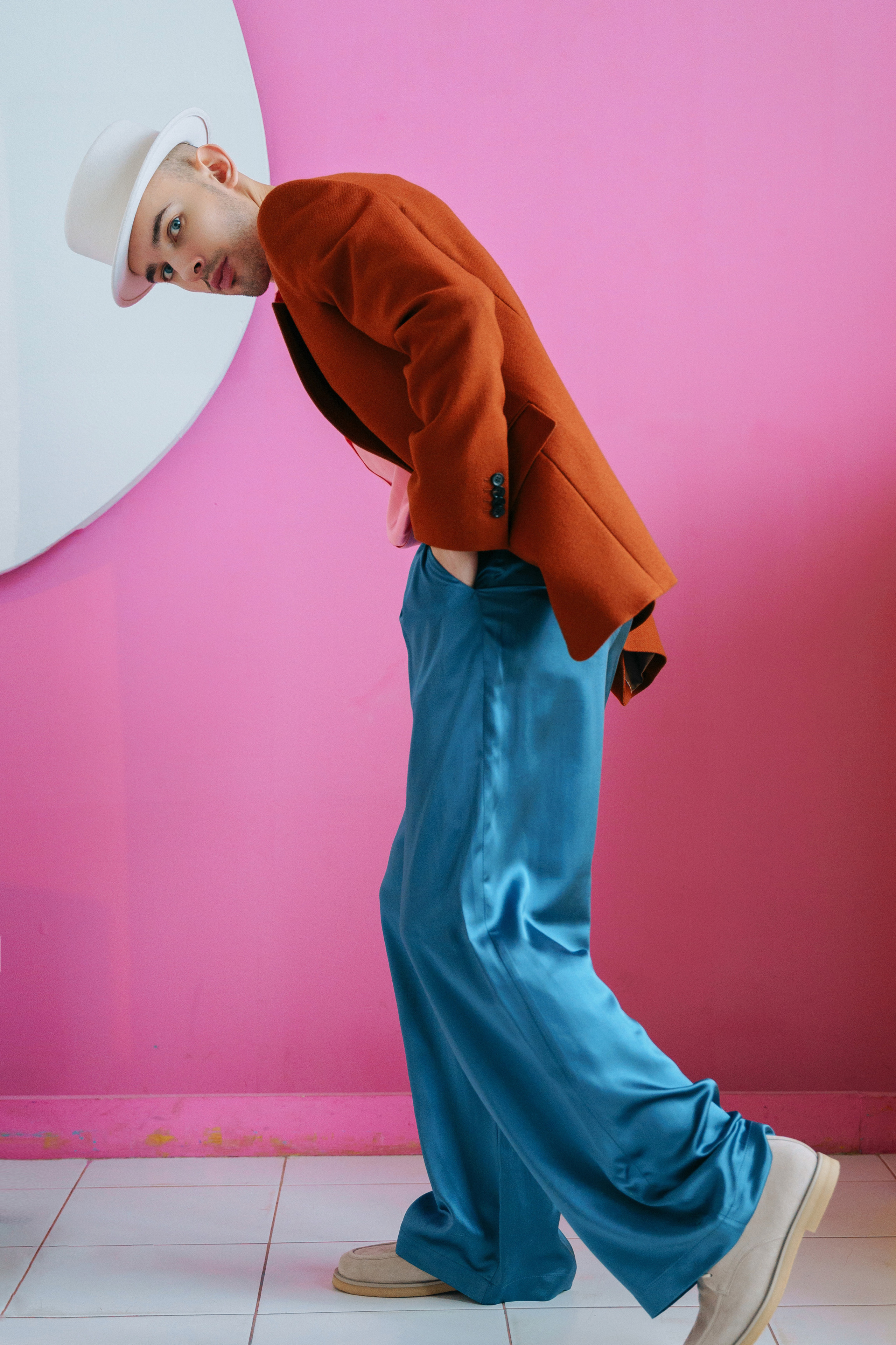 Модель для съемки для интернет магазинов Вадим Москва | Sale Easy