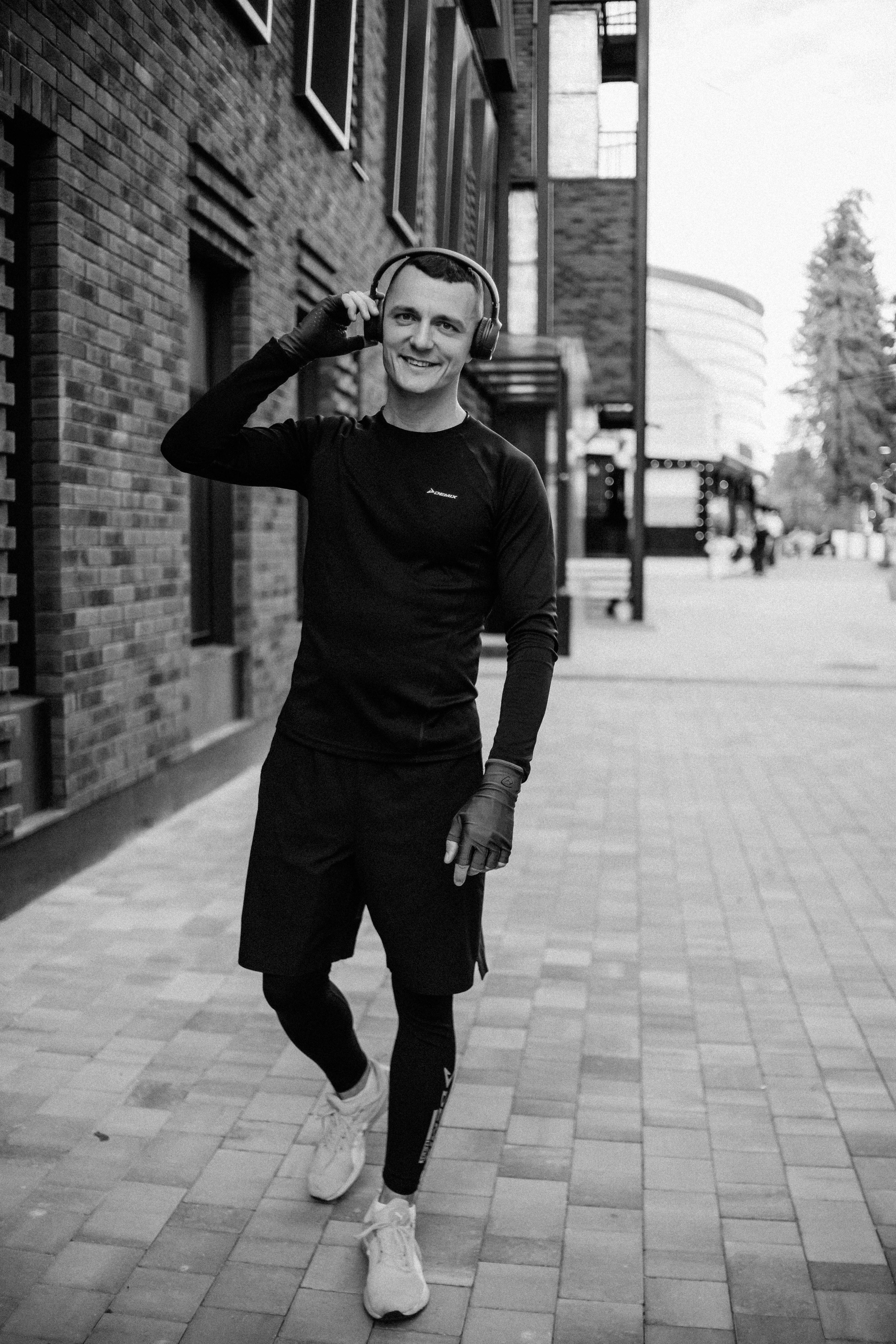 Модель для предметной съемки Артур Б. Н.Н.| Sale Easy