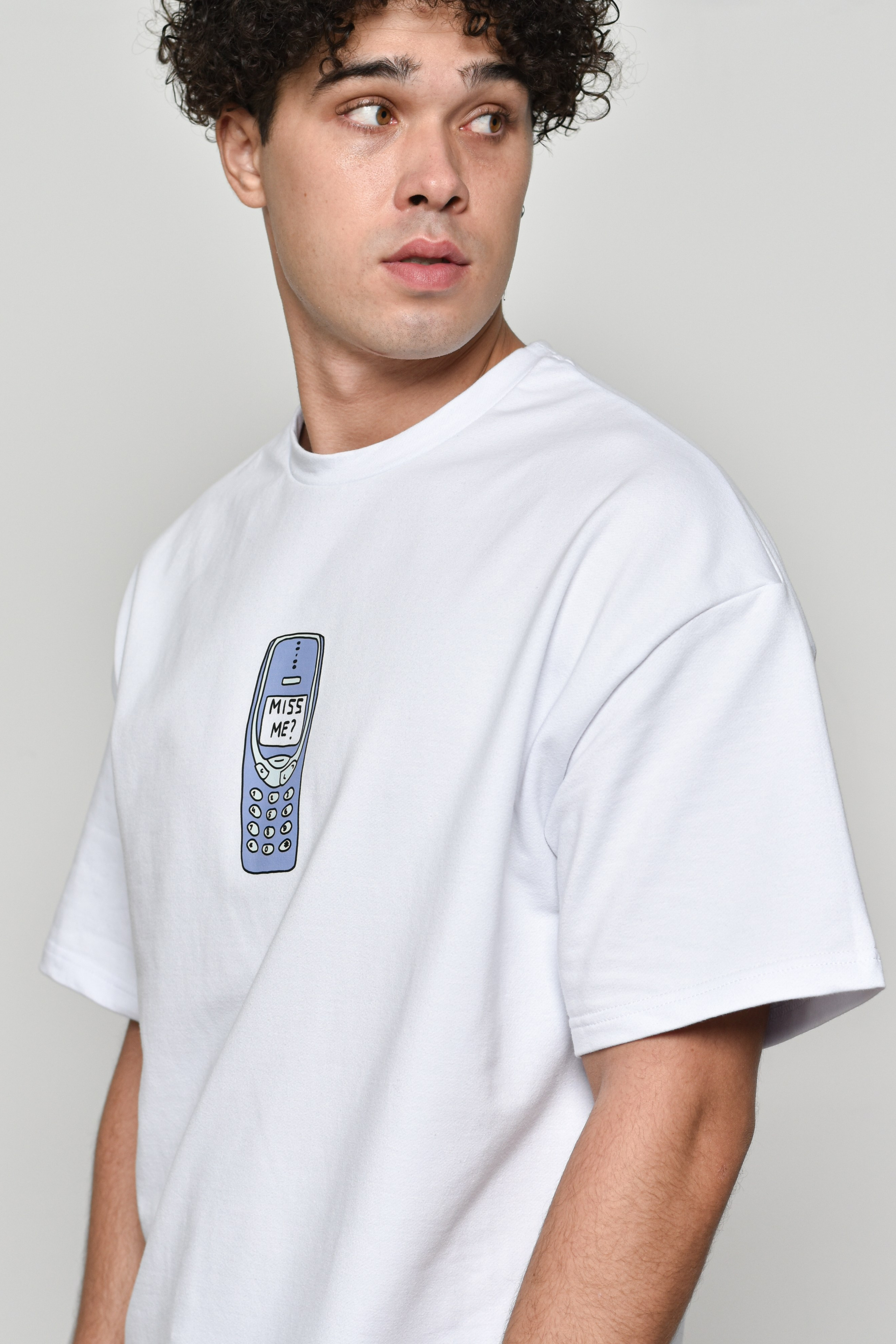 Креативная съемка для маркетплейсов с акцентом на функциональность и практичность товара