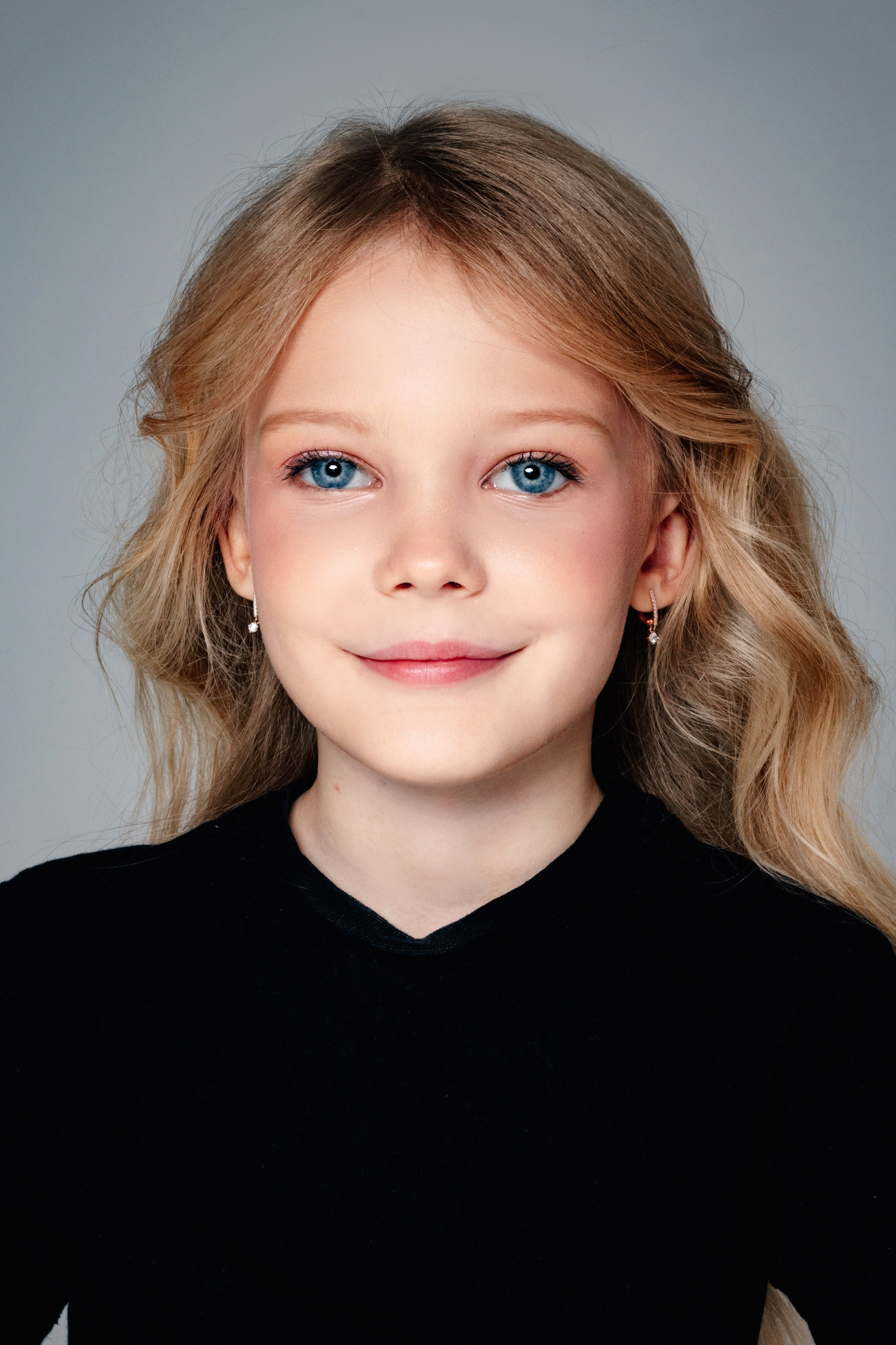 Модель девочка для предметной съемки Екатерина Ю. Н.Новг | Sale Easy