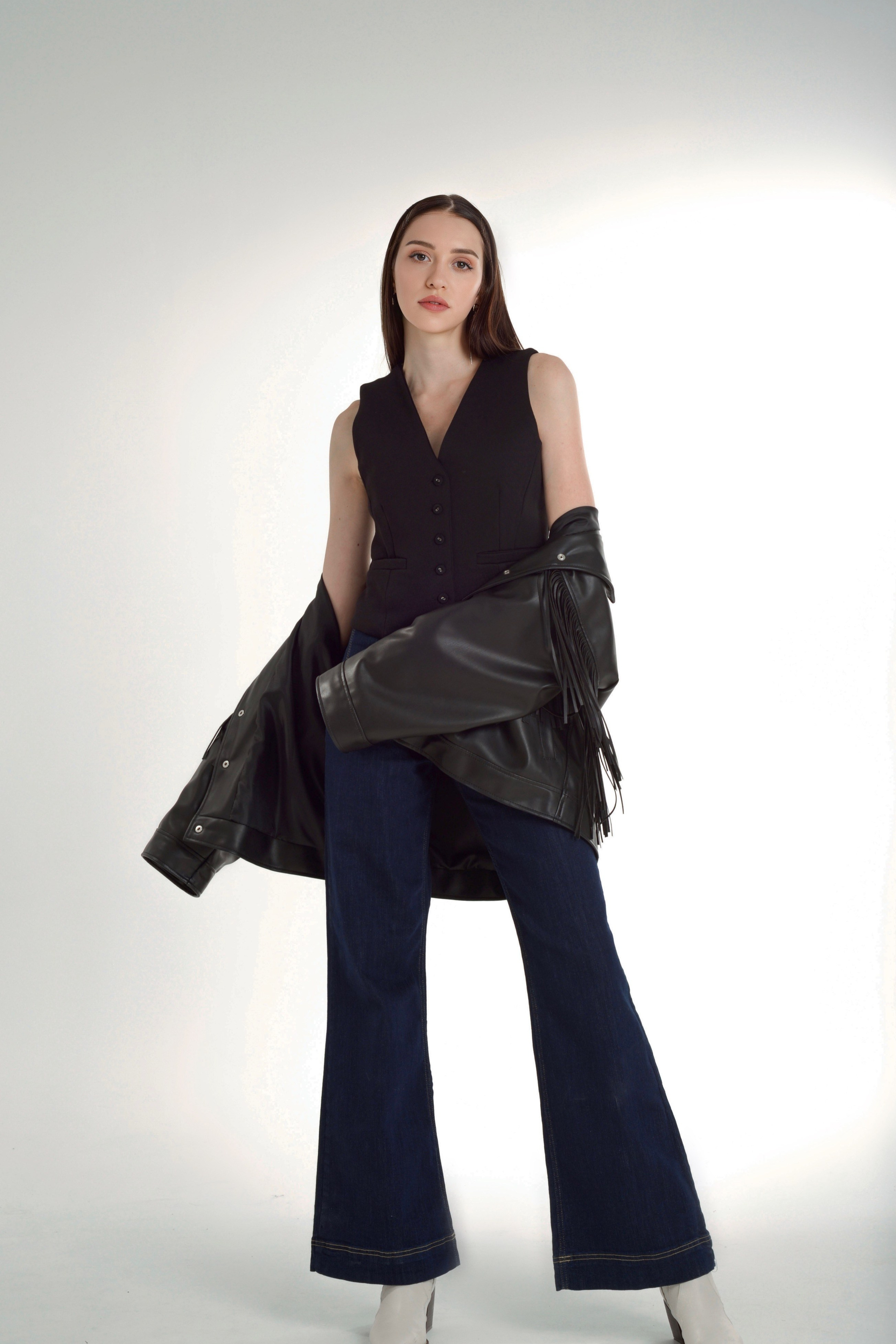 Модель для предметной съемки Юлия А. Н.Новгород| Sale Easy