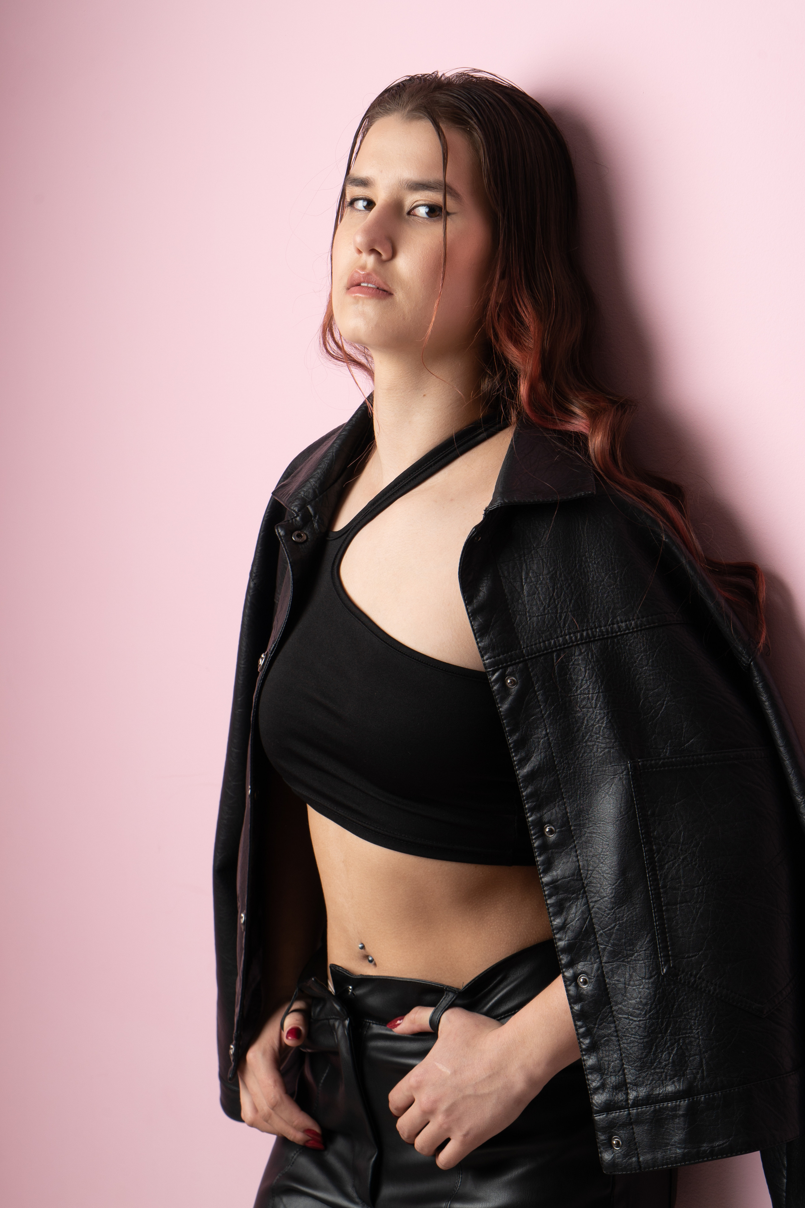 Модель для предметной съемки Элина А Казань| Sale Easy