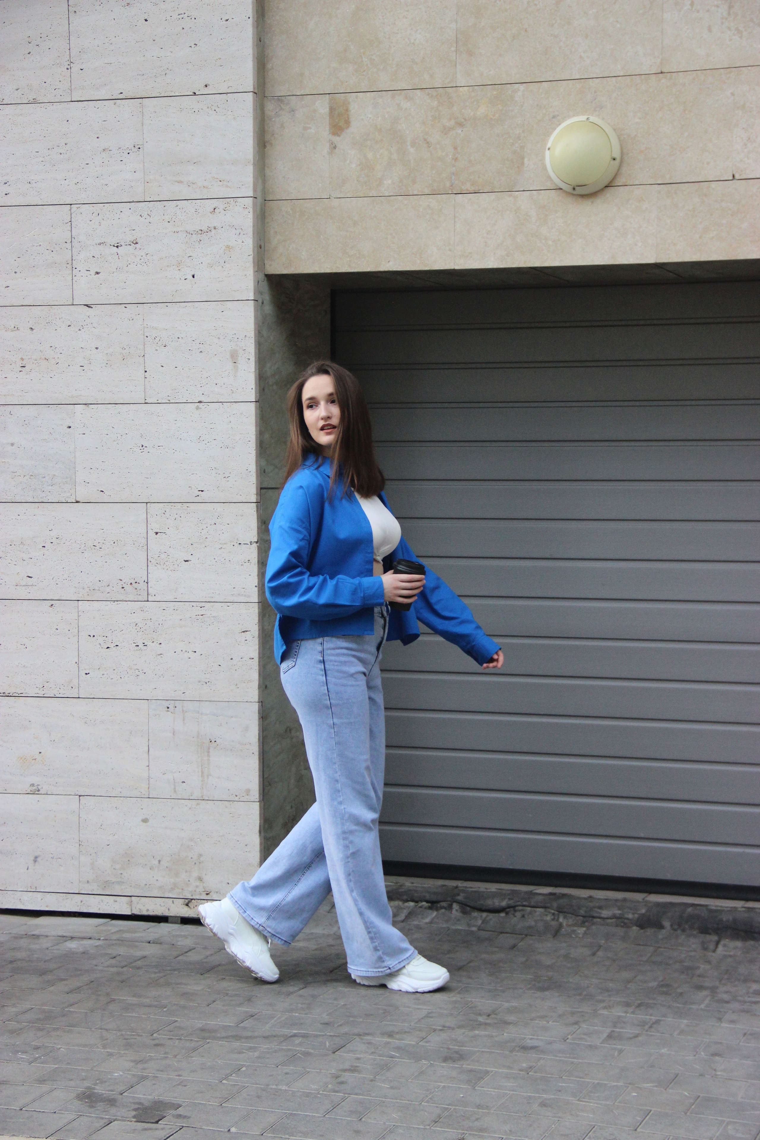 Модель для предметной съемки Назира Казань| Sale Easy