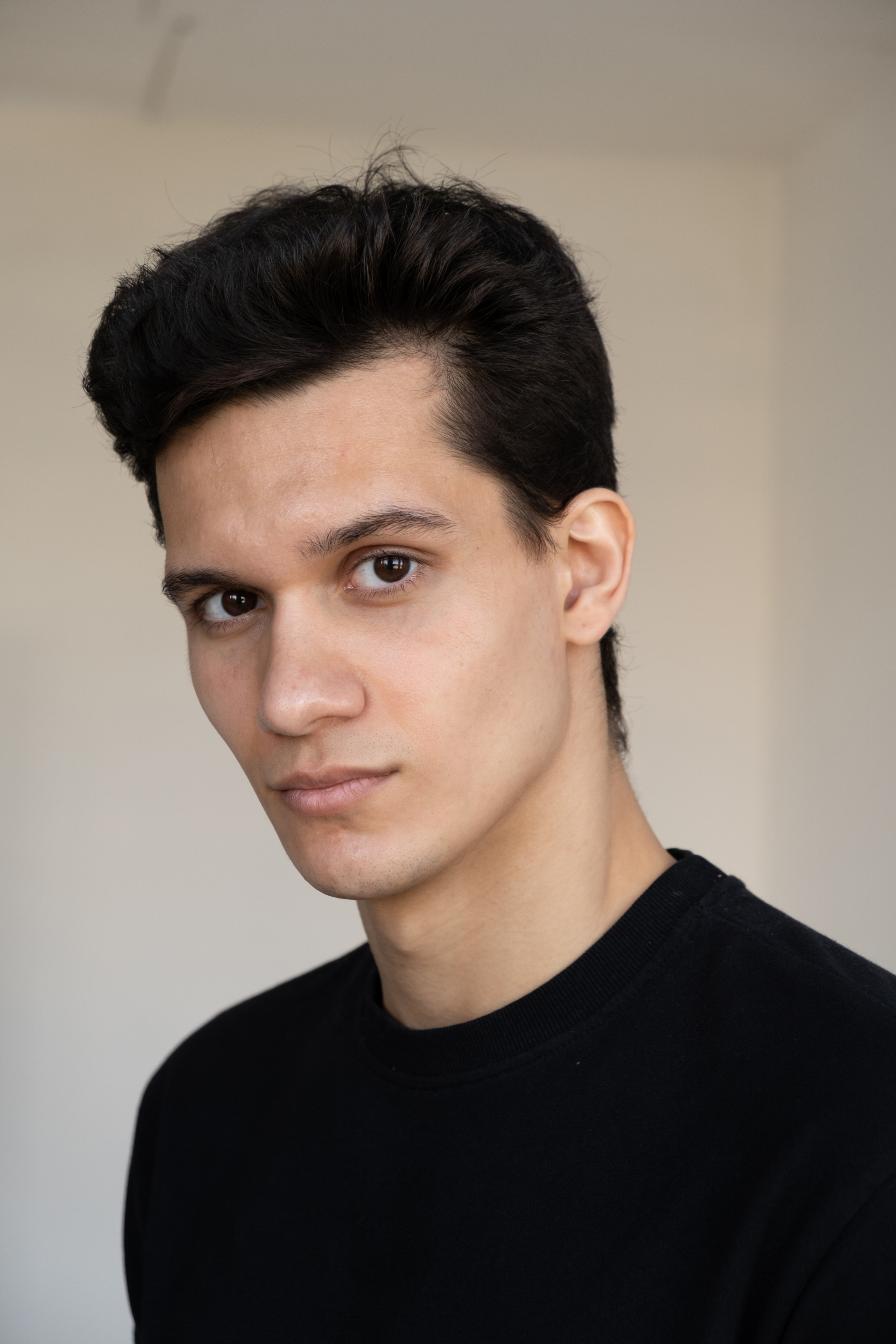 Модель для предметной съемки Вадим А. Москва | Sale Easy