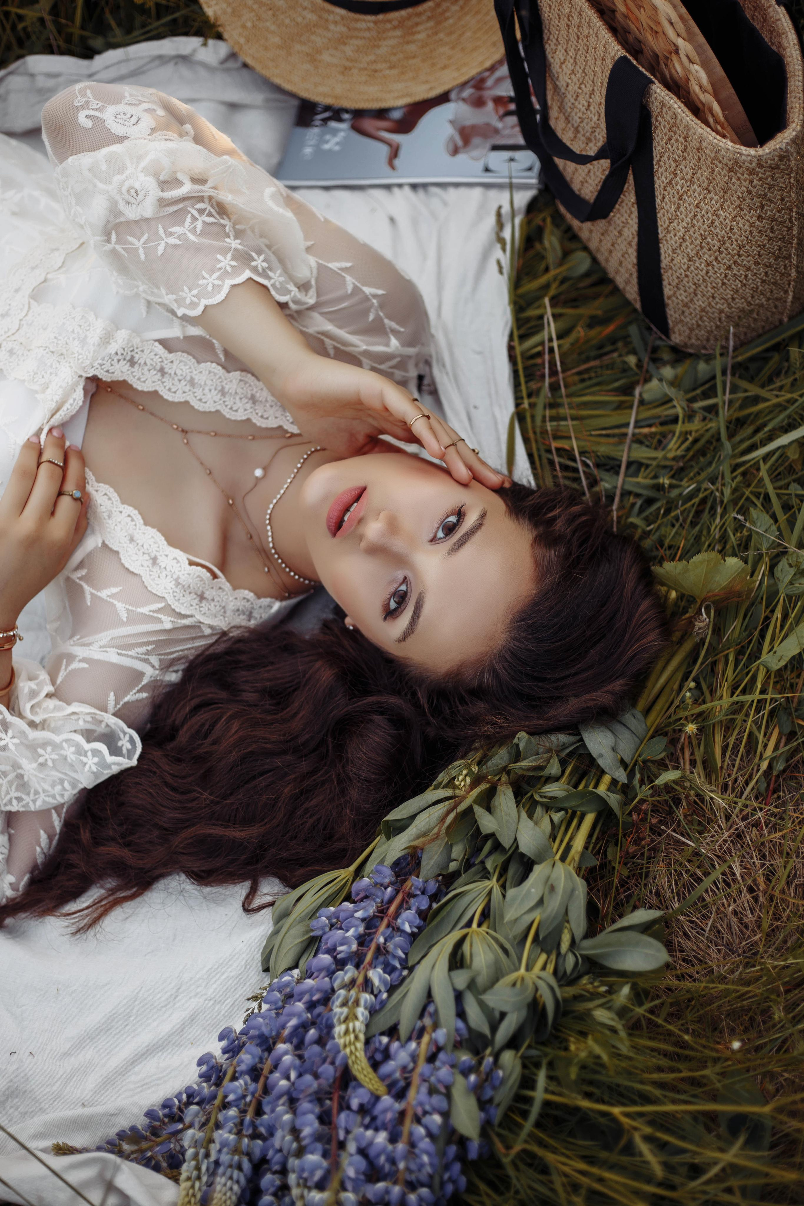 Модель plus size для предметной съемки Елизавета Е. Москва | Sale Easy