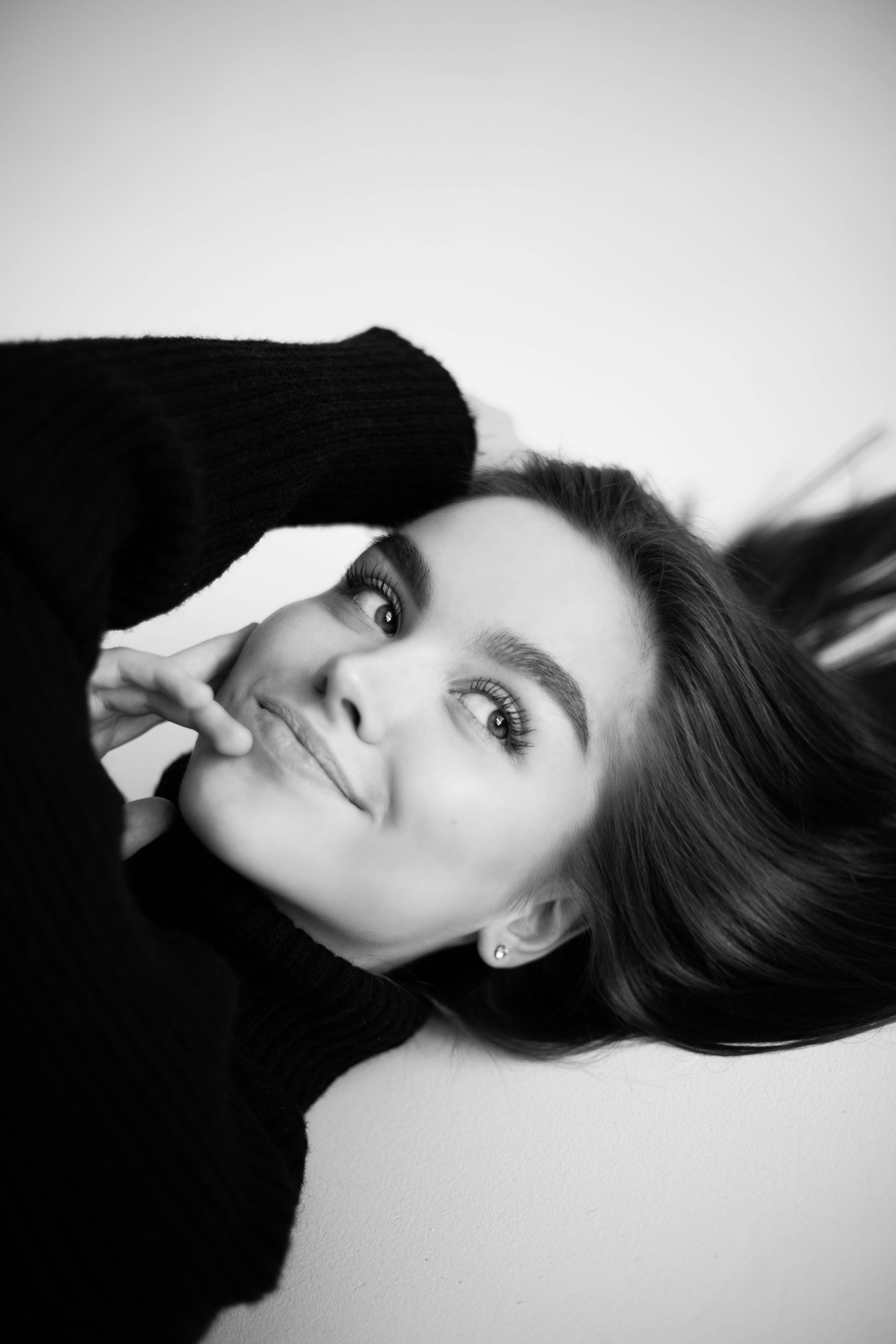 Модель для предметной съемки Софья А. Красноярск| Sale Easy