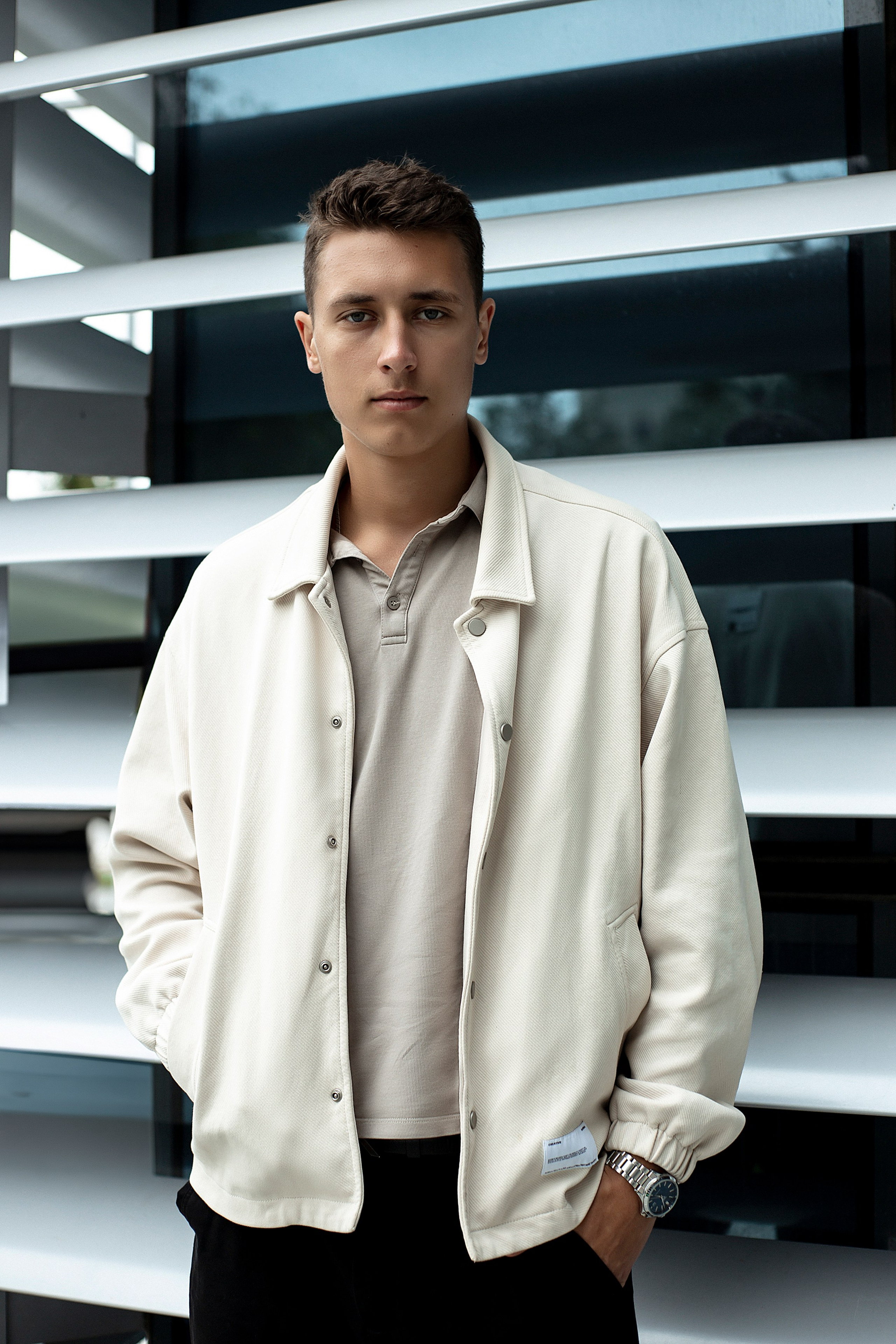 Модель для предметной съемки Эмиль А Казань| Sale Easy