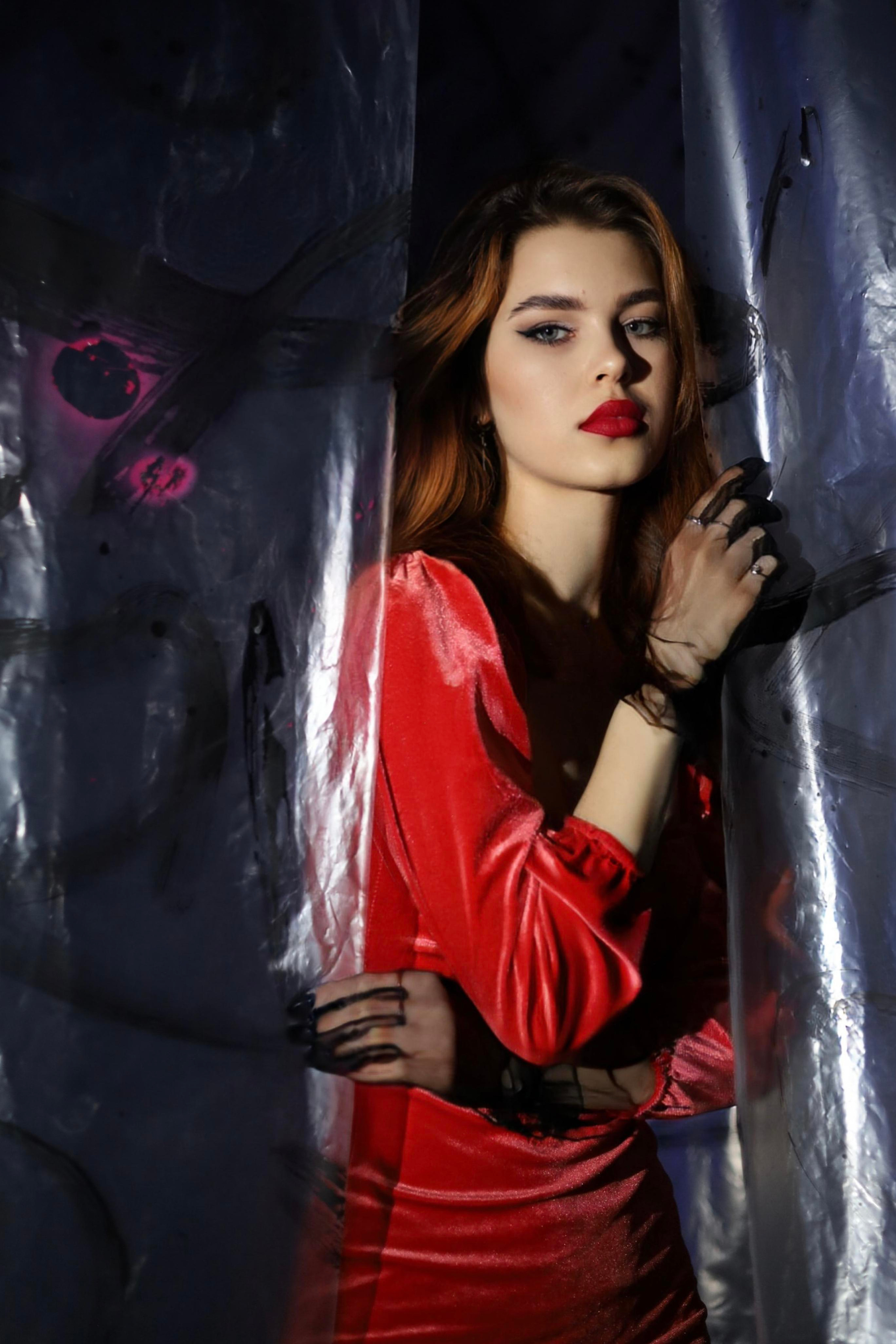 Модель для предметной съемки Юлия Е Казань| Sale Easy