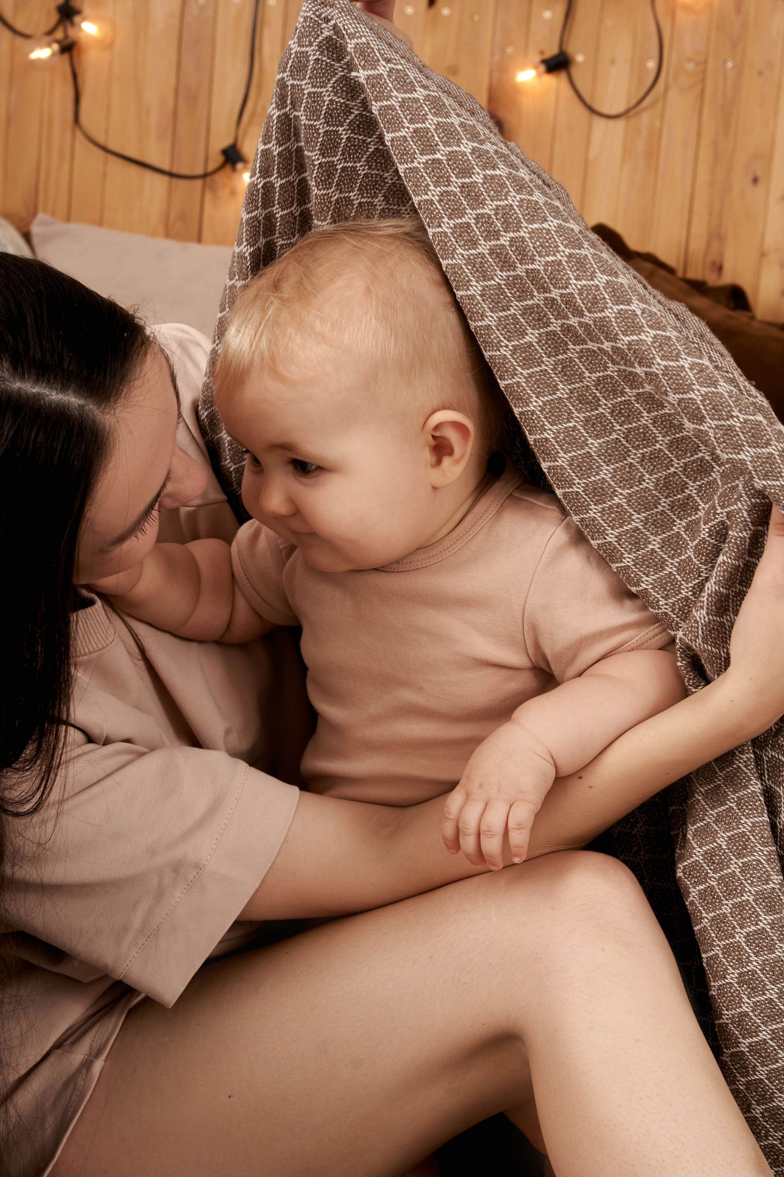 Модель девочка для предметной съемки Маша Н.Новгород | Sale Easy