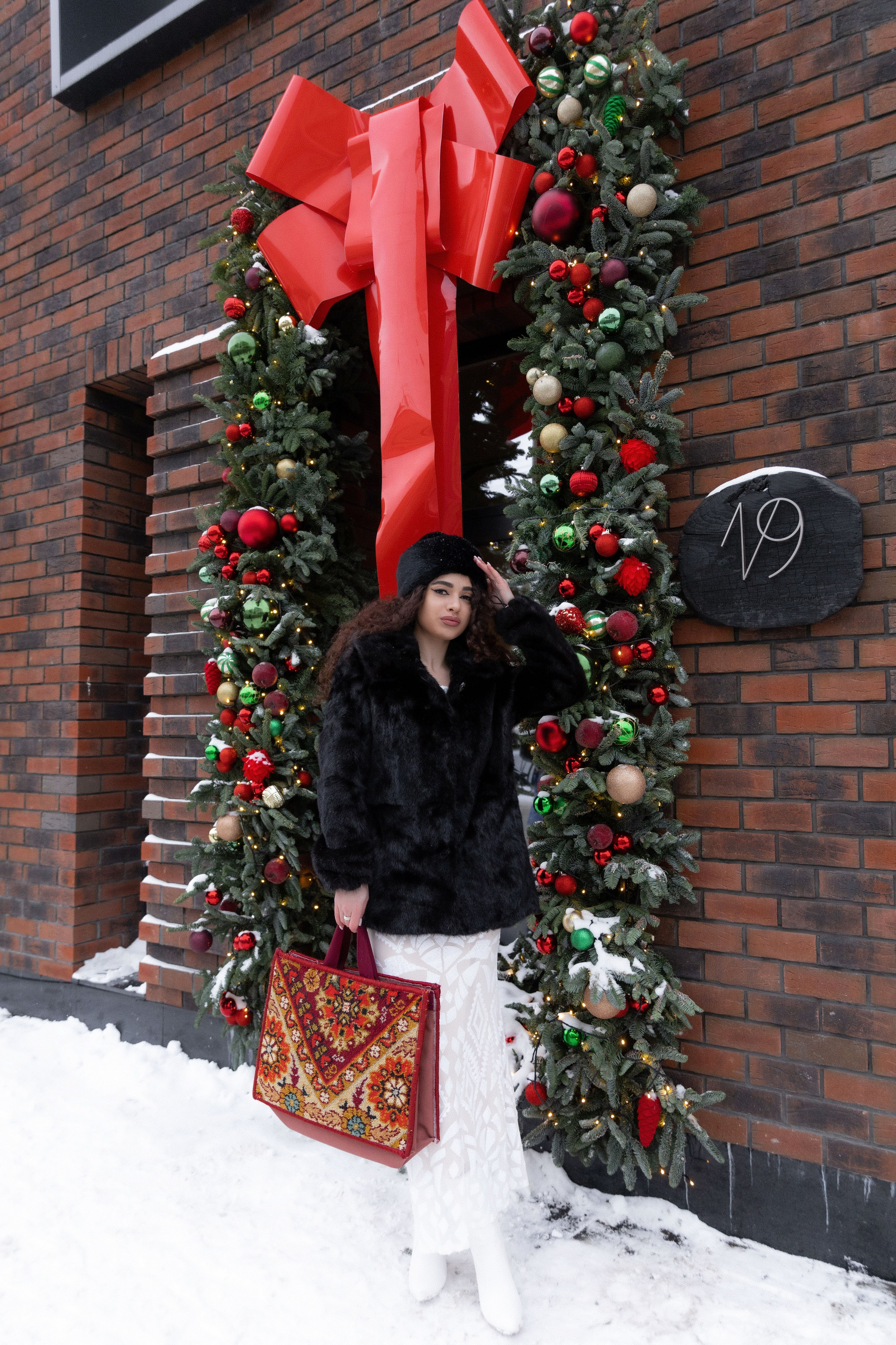 Модель для предметной съемки Валерия А. НН| Sale Easy