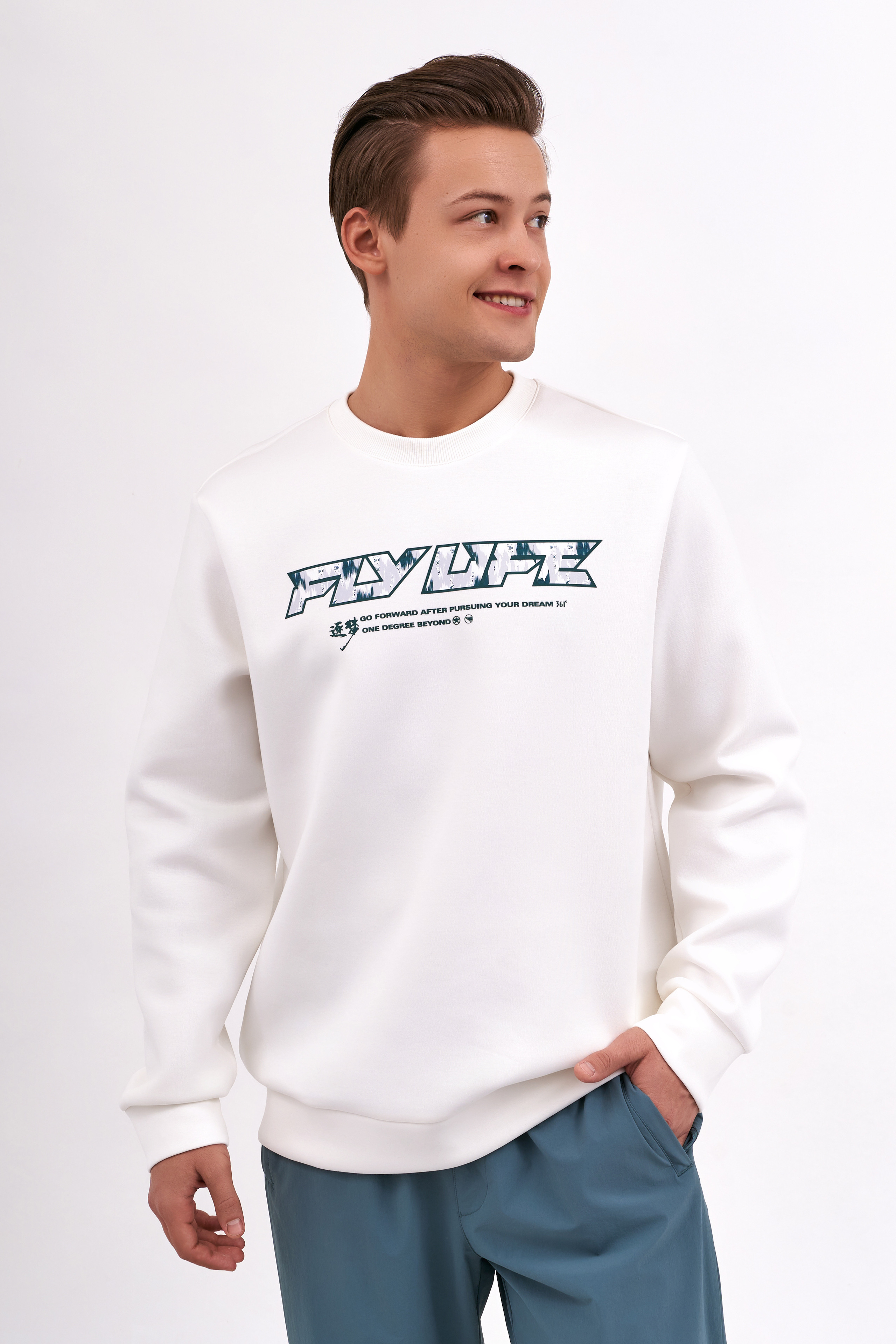 Модель для предметной съемки Роман АА Москва | Sale Easy