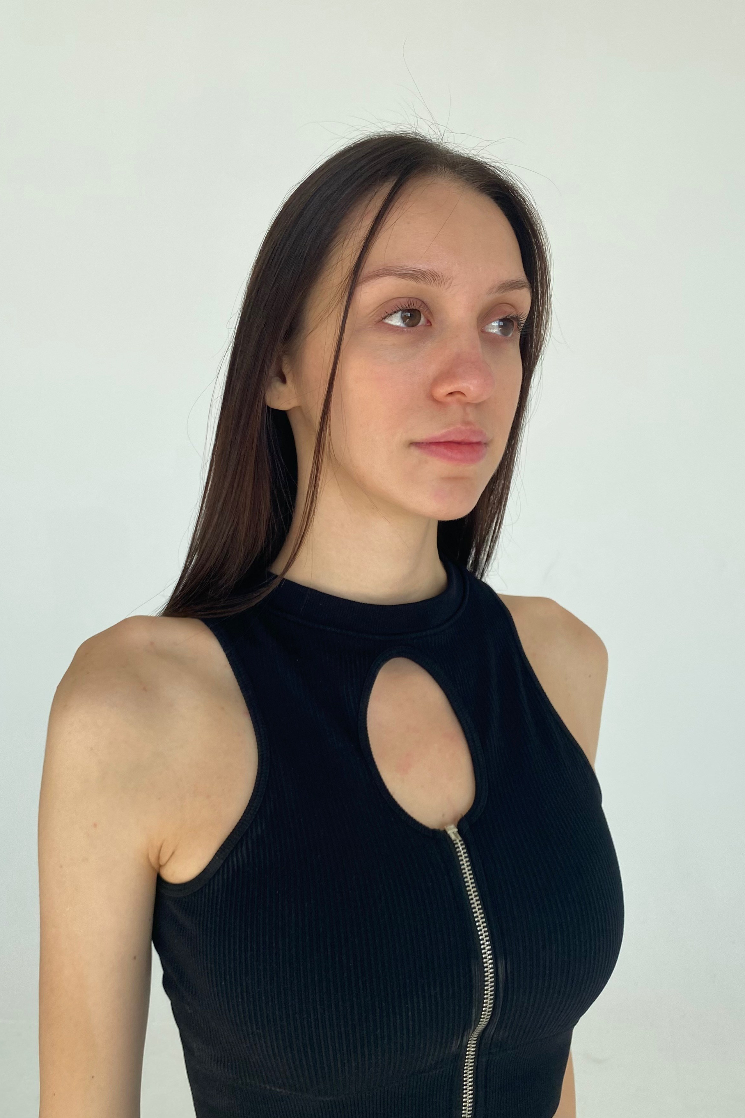 Модель для предметной съемки Юлия А. Н.Новгород| Sale Easy