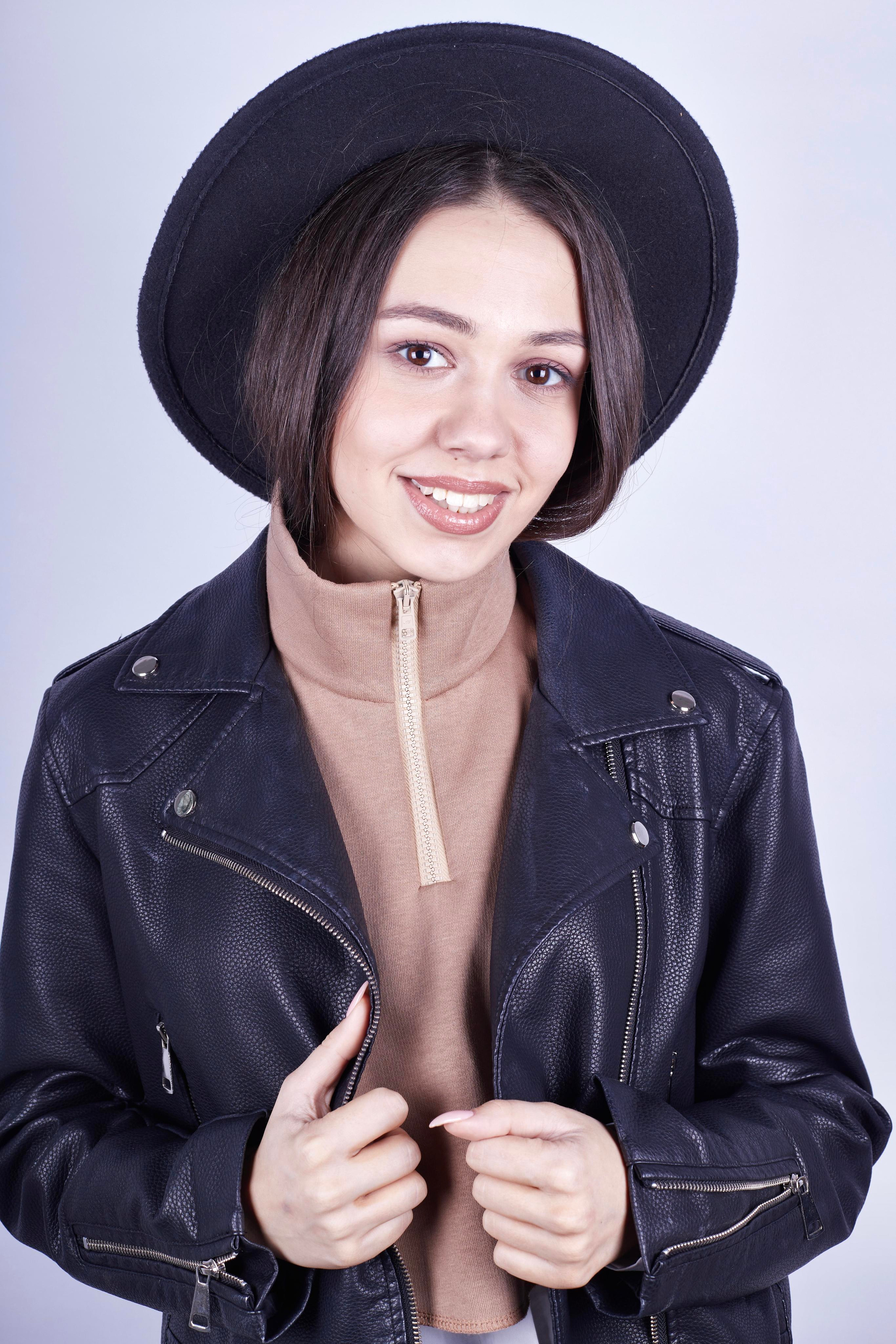 Портфолио. Фото женской одежды для маркетплейсов | Sale Easy