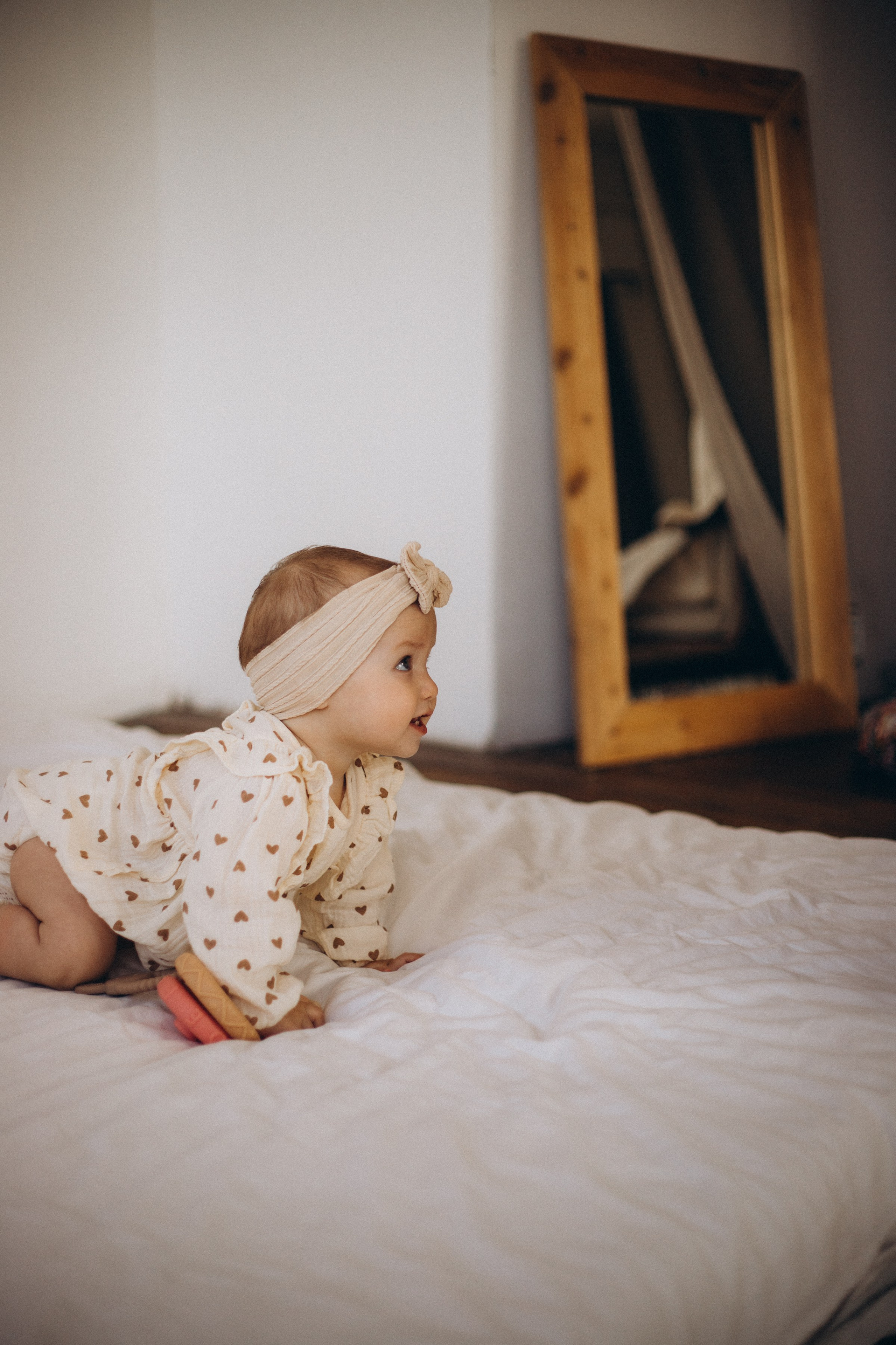 Модель девочка для предметной съемки Амелия Казань| Sale Easy