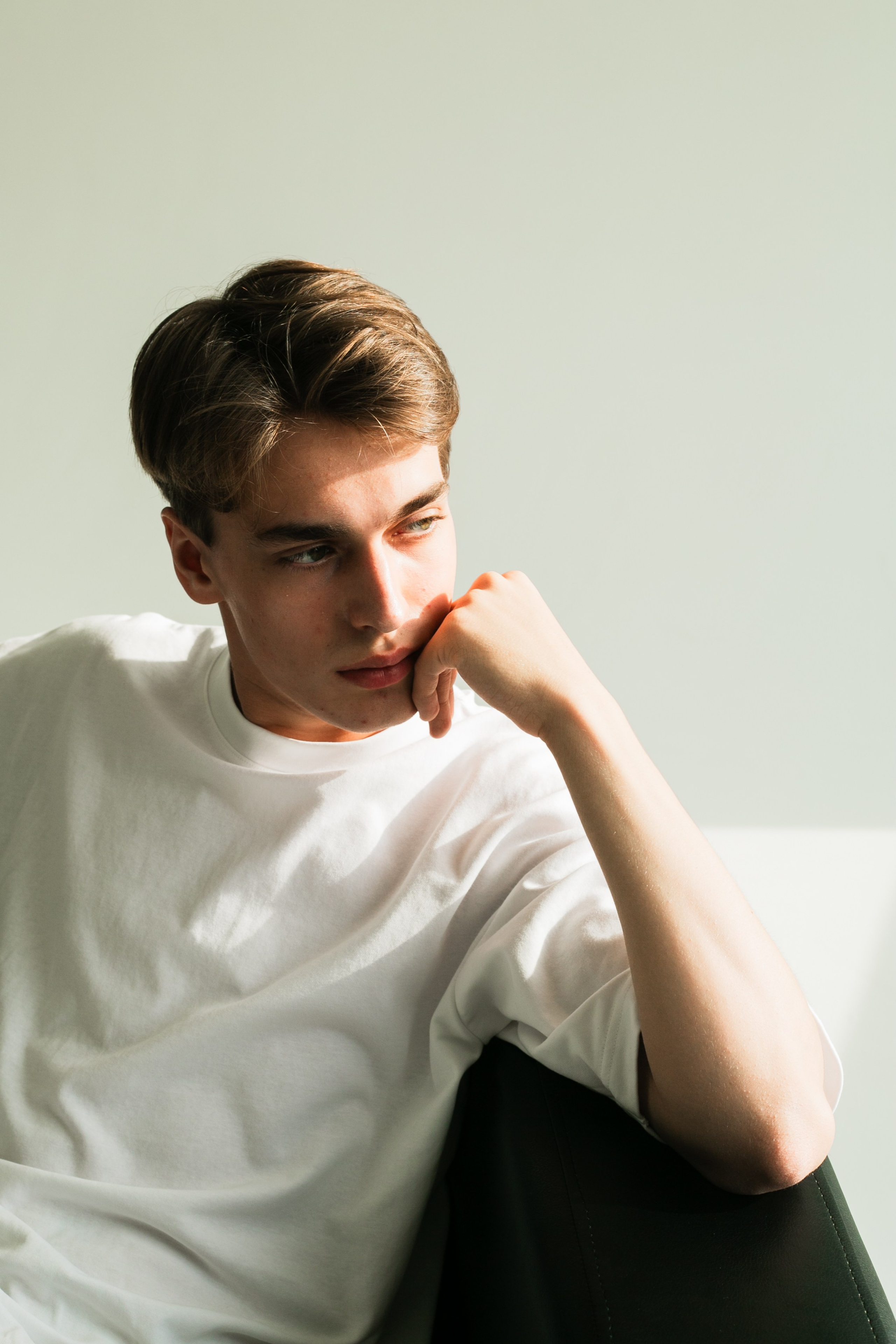 Модель для предметной съемки Роман id 29 030 С.-Пб| Sale Easy