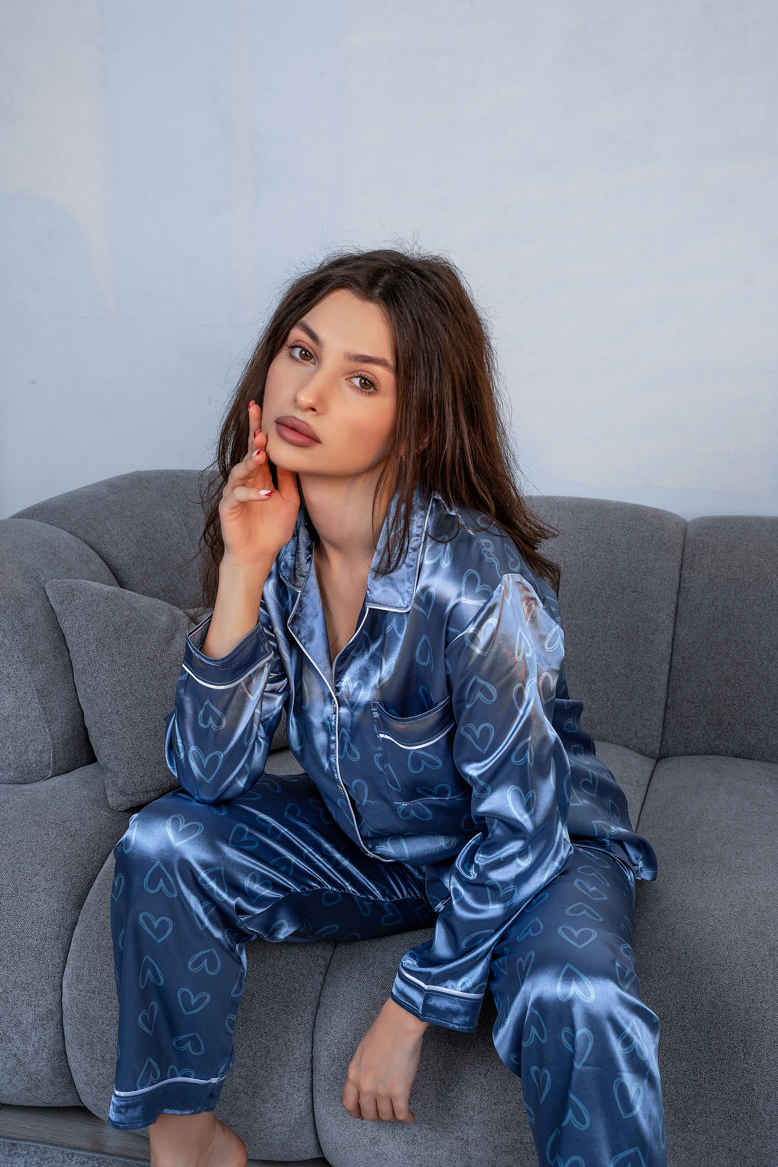 Модель для предметной съемки Станислава Москва| Sale Easy