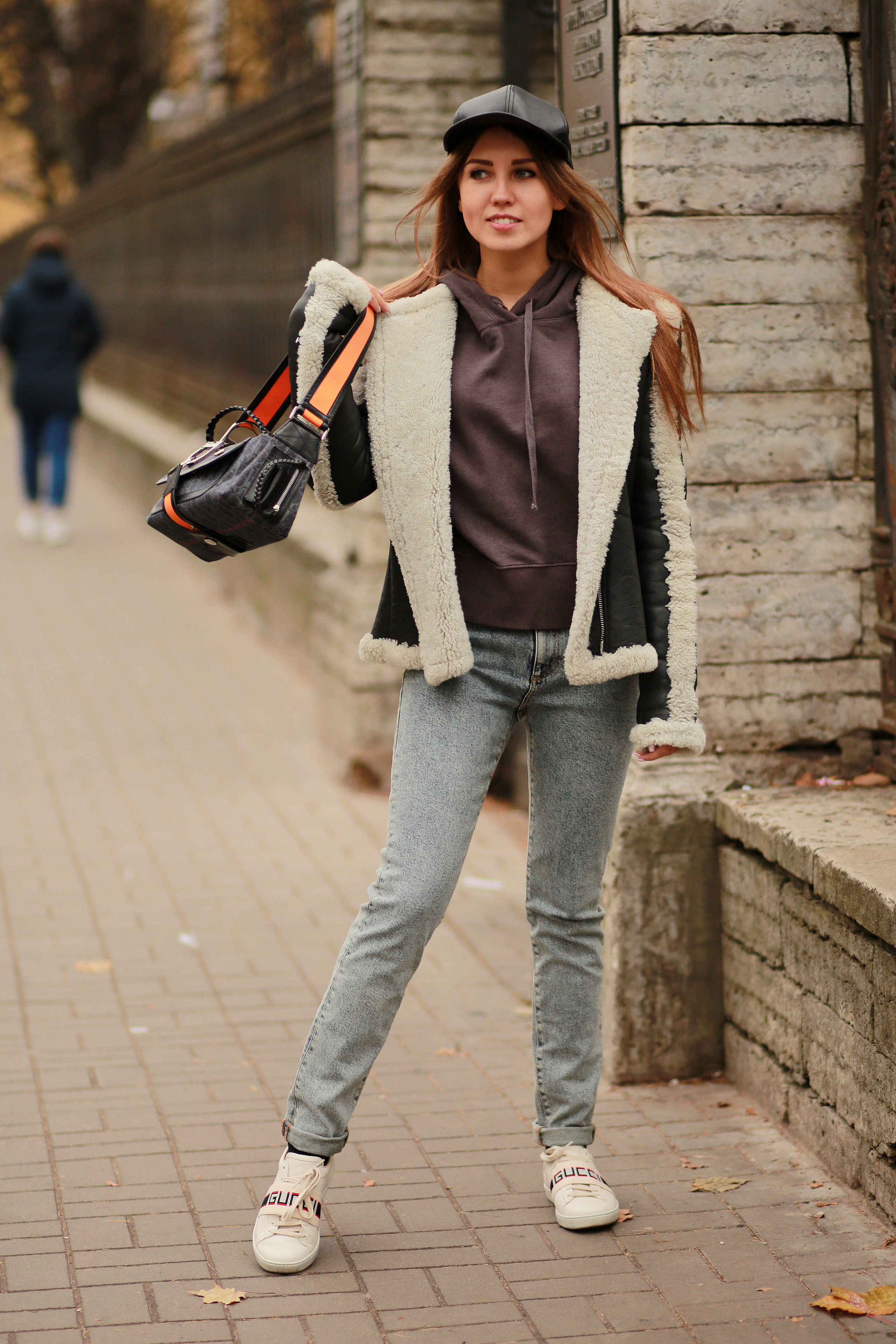 Модель для предметной съемки Виктория Е.С-Петербург | Sale Easy