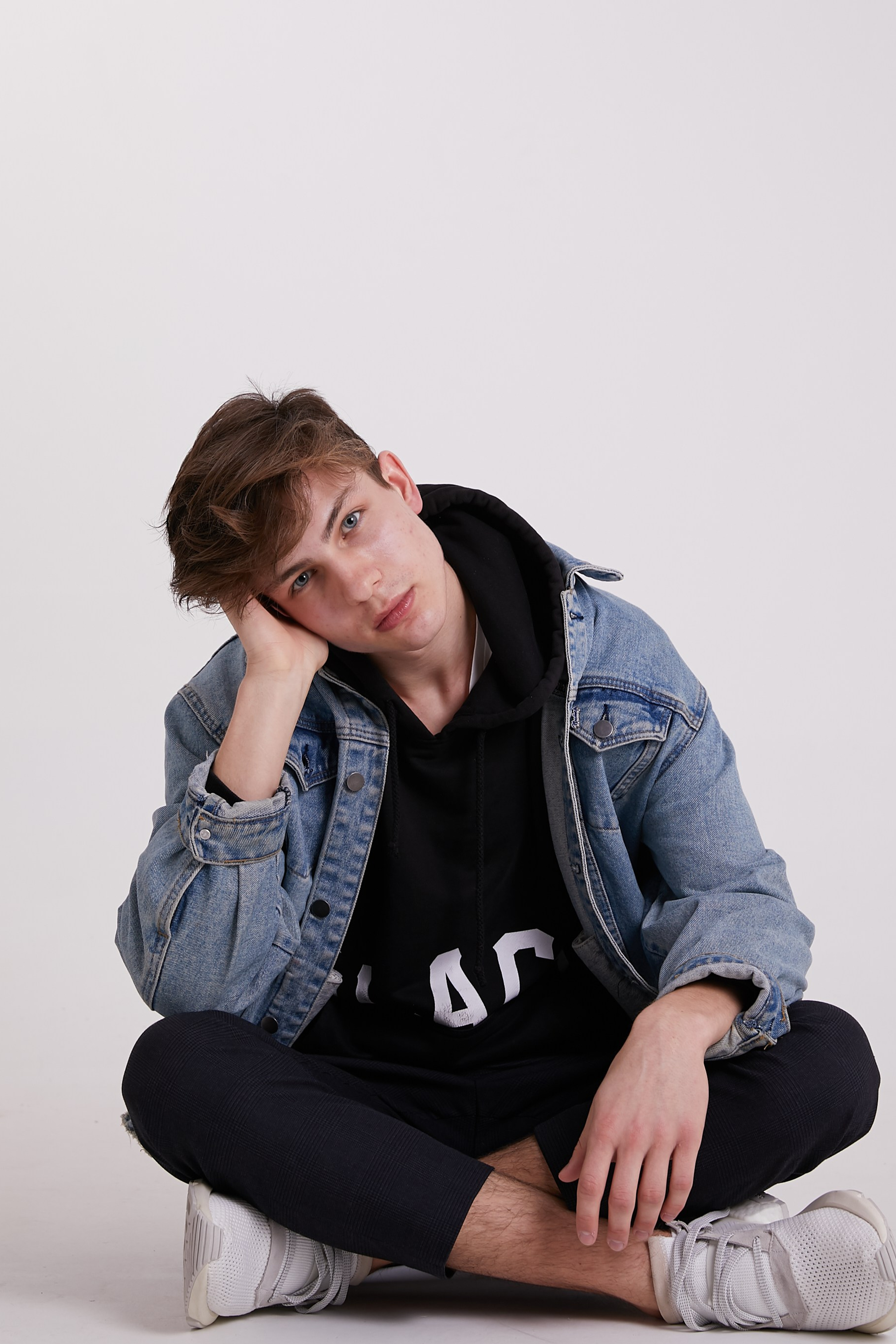 Модель для предметной съемки Александр id 11152 Москва| Sale Easy