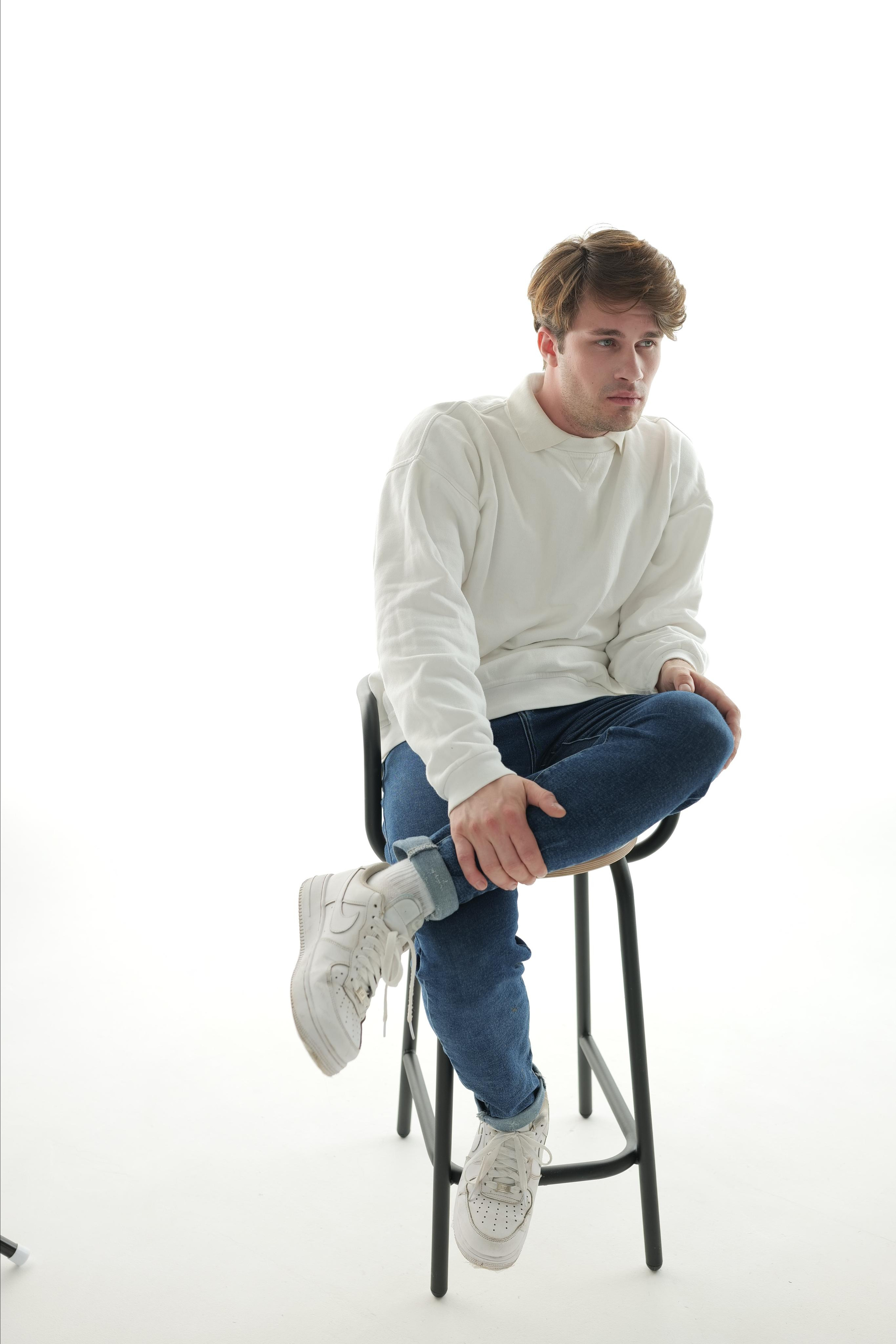 Модель для предметной съемки Иван А. Москва | Sale Easy