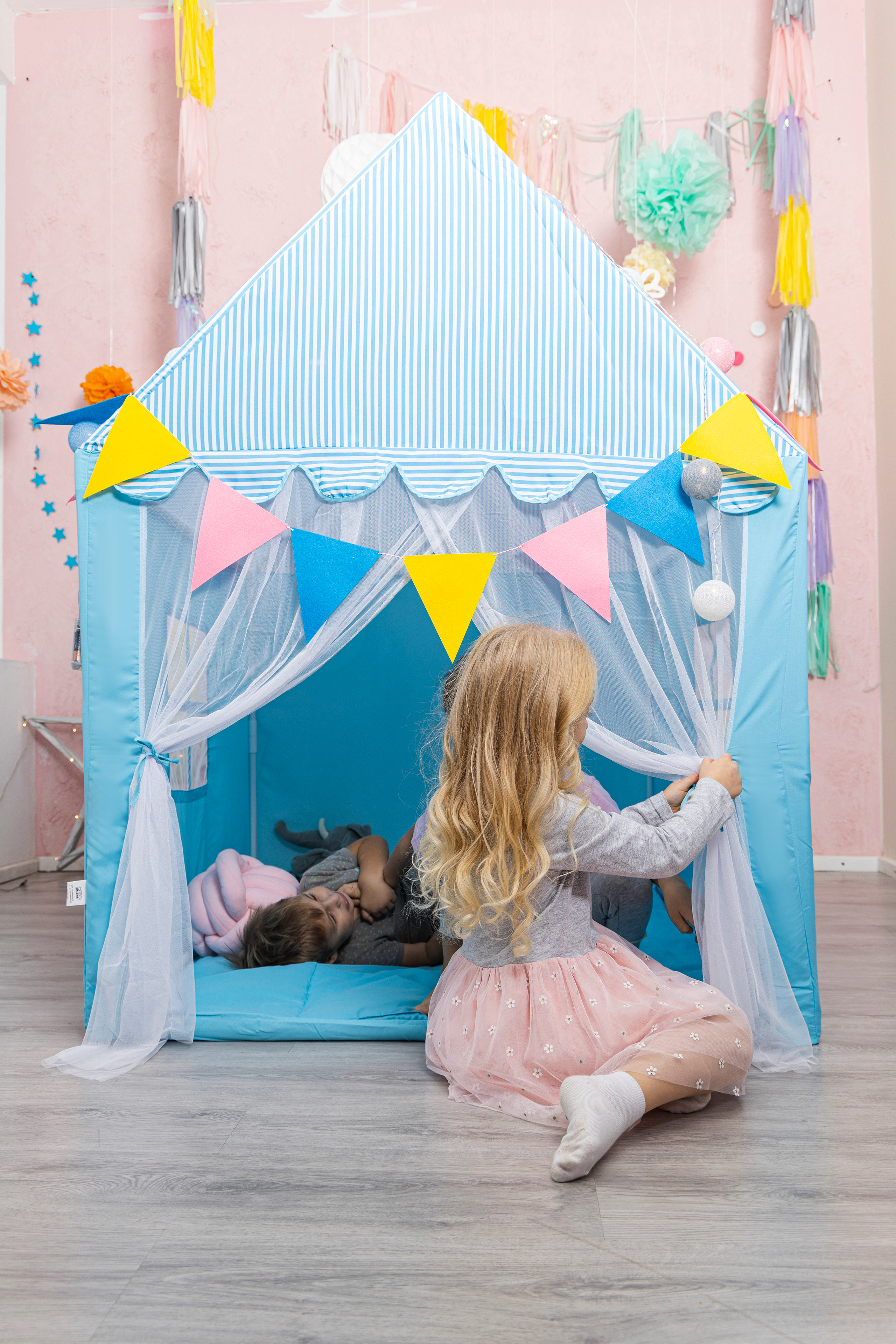 Модель девочка для предметной съемки Алиса А.Н.Новгород | Sale Easy