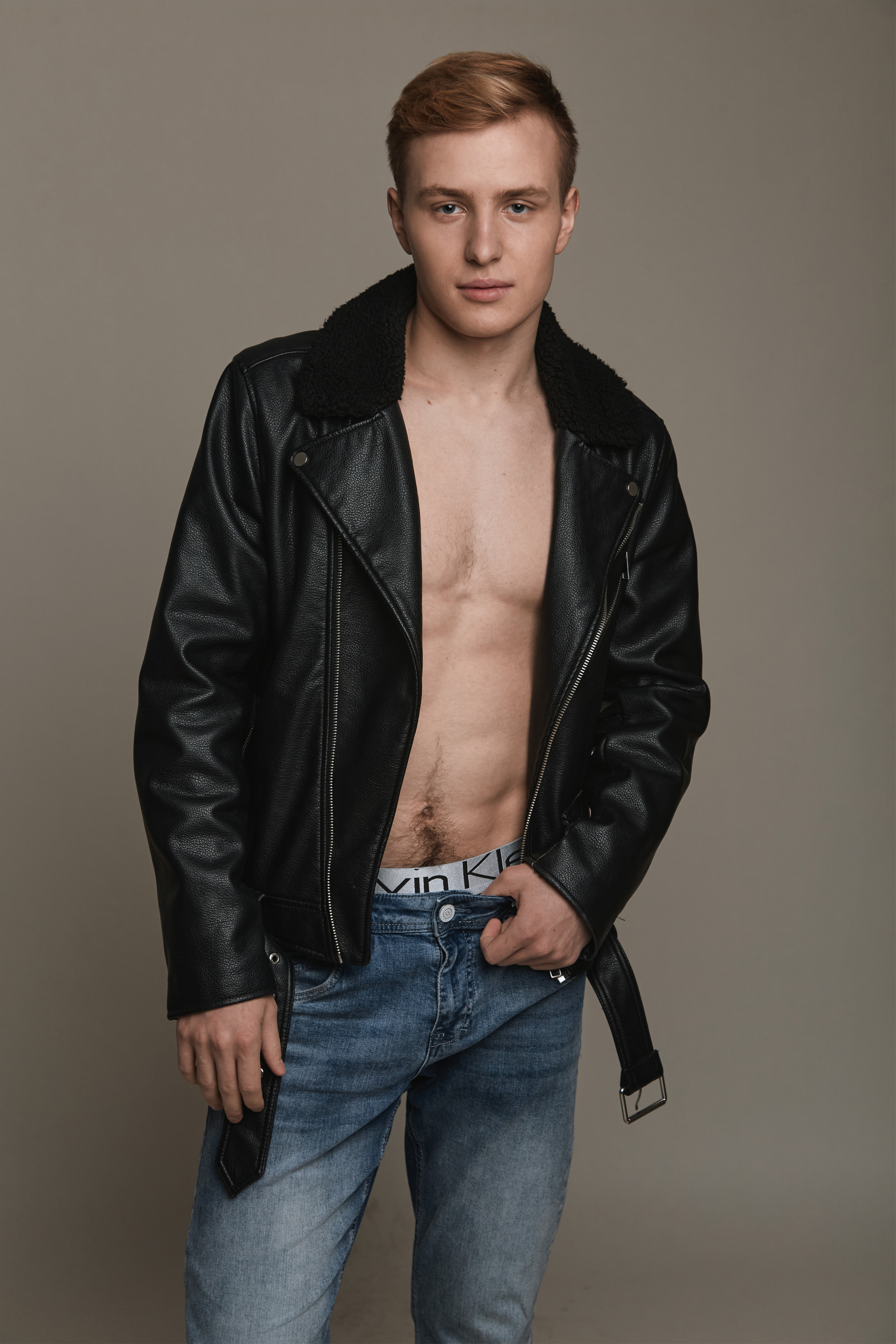 Модель для съемки для маркетплейсов Михаил В. Москва | Sale Easy