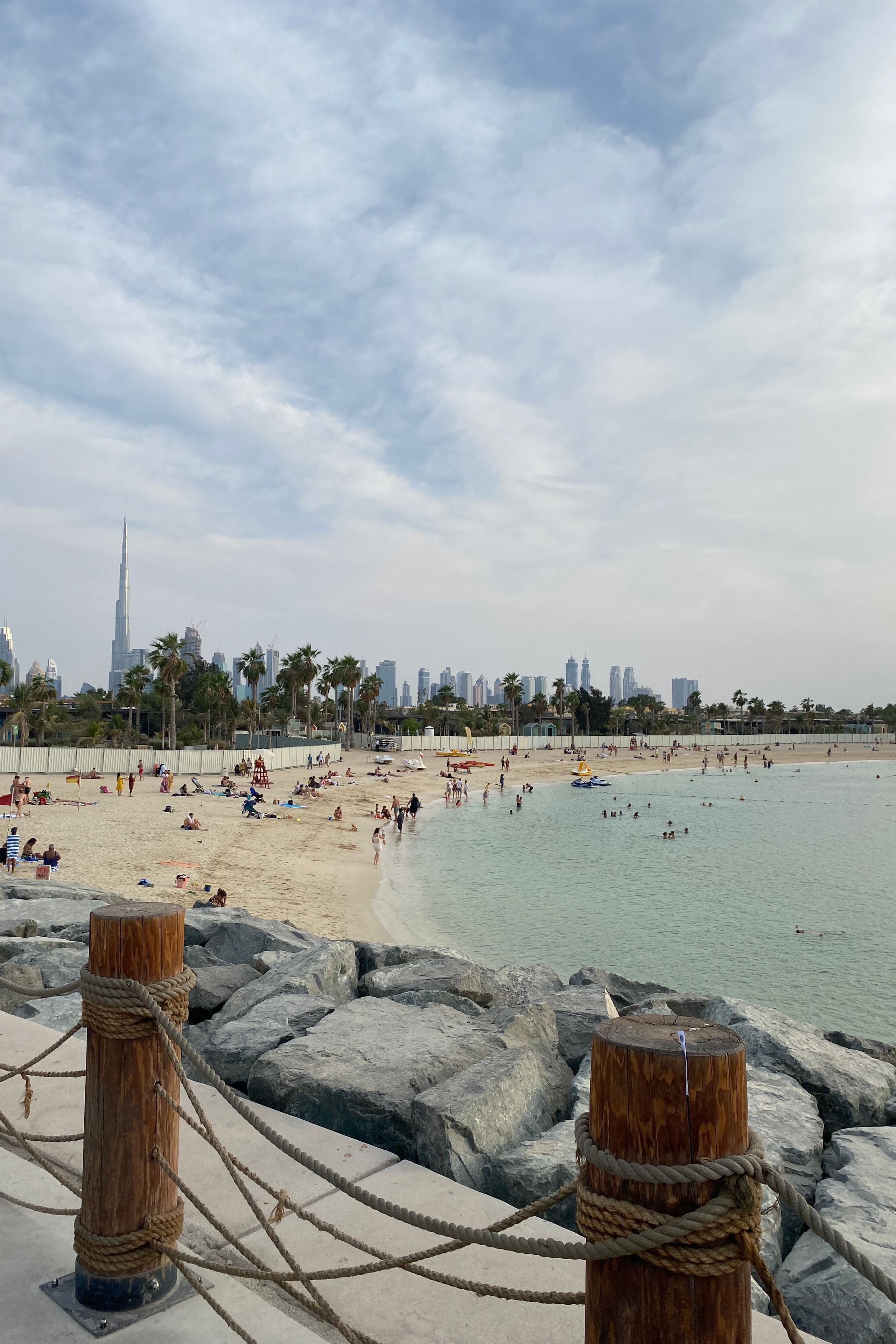 Локация Пляж La Mer для предметной съемки Дубай|Sale Easy