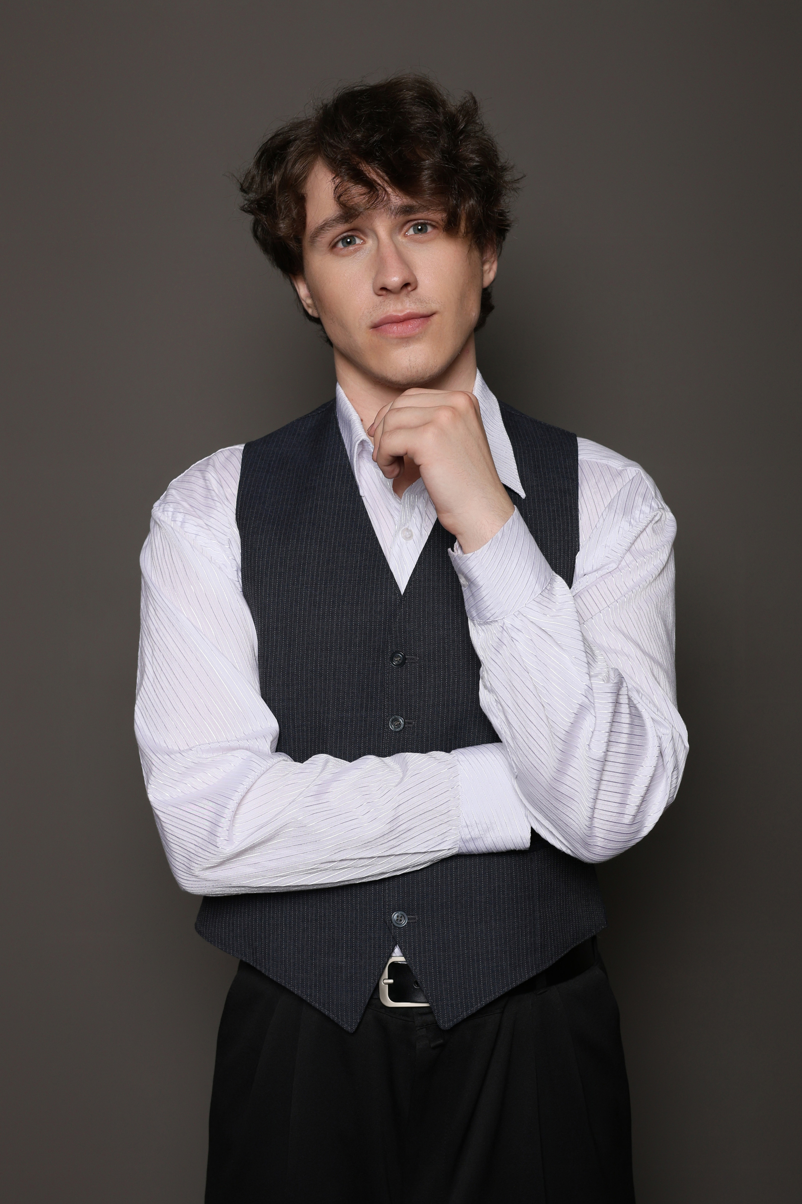 Модель для предметной съемки Илья Д С-Петербург | Sale Easy