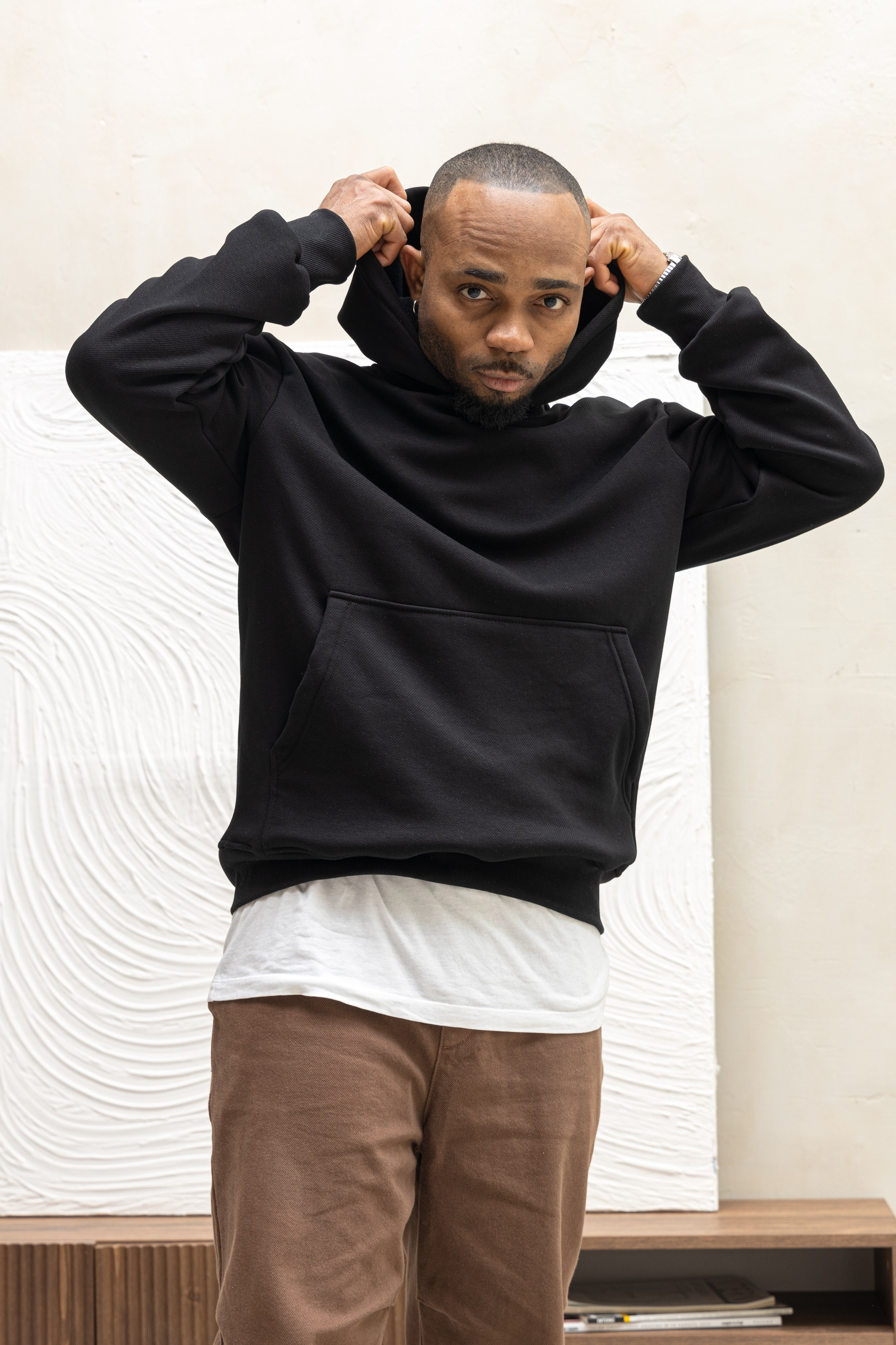 Модель для предметной съемки Ричи Н.Новгород | Sale Easy