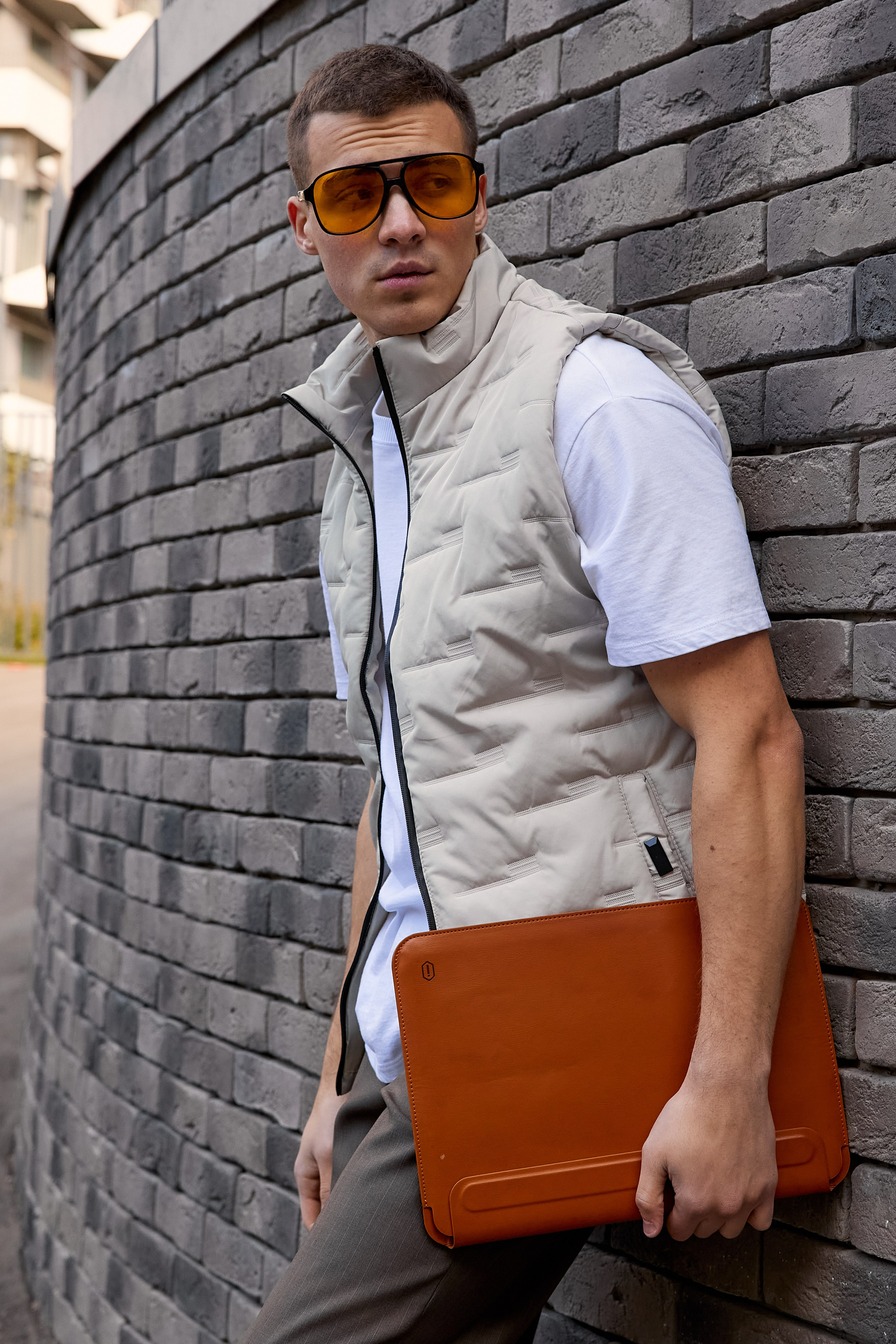 Модель для предметной съемки Павел id 11160 Москва| Sale Easy