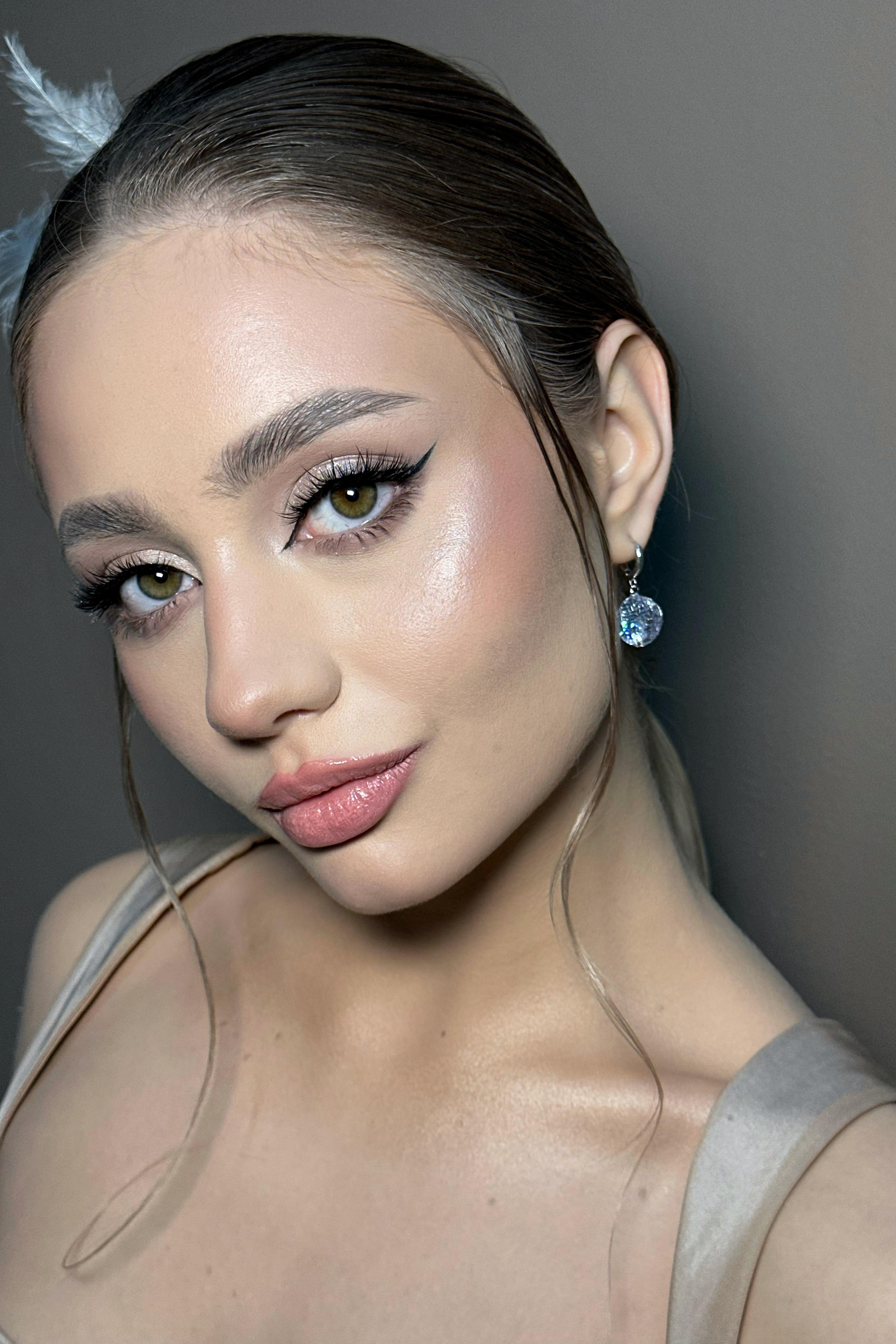 Модель для предметной съемки Вероника 8 Н.Новгород | Sale Easy