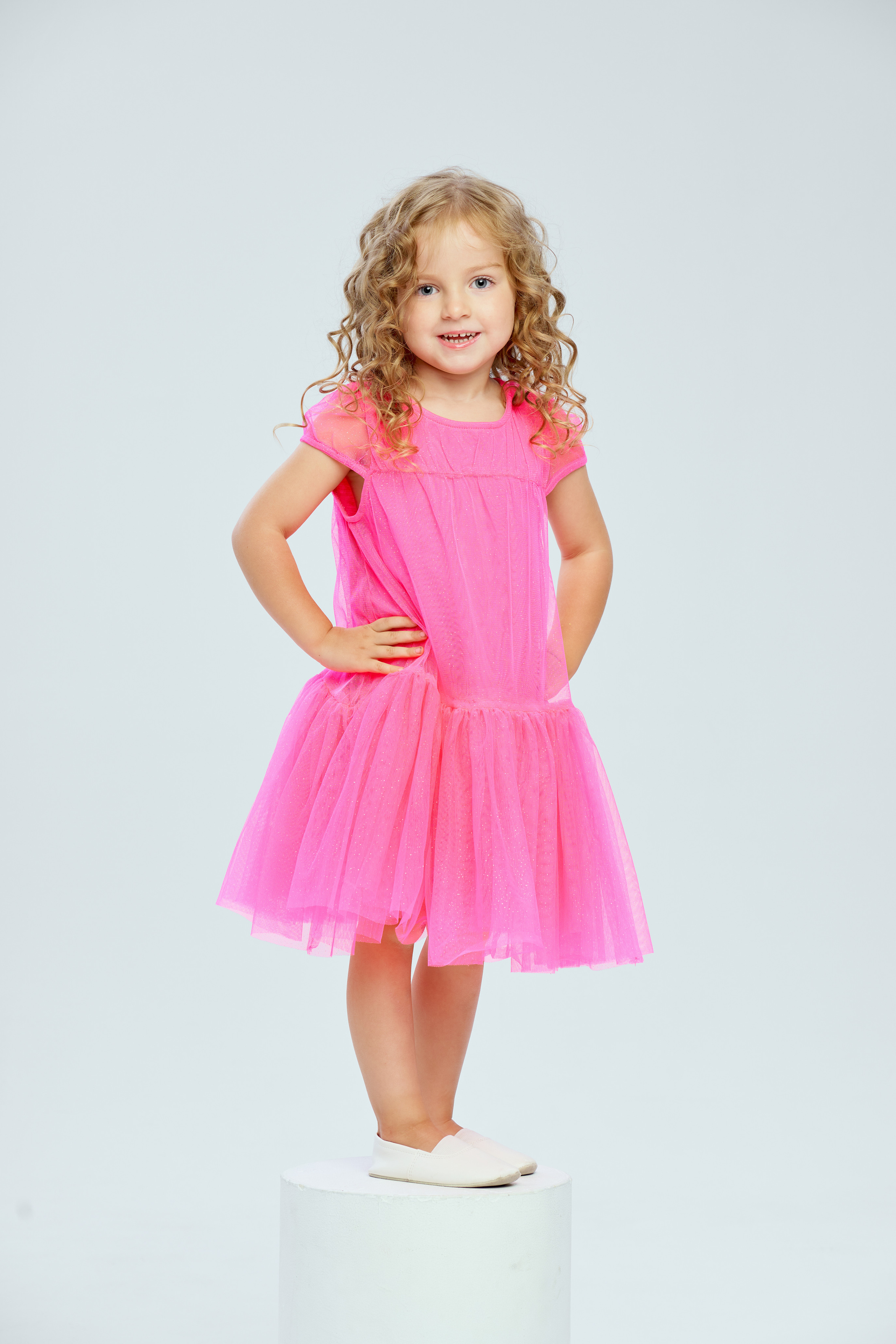 Модель девочка для предметной съемки  Мила Сочи| Sale Easy