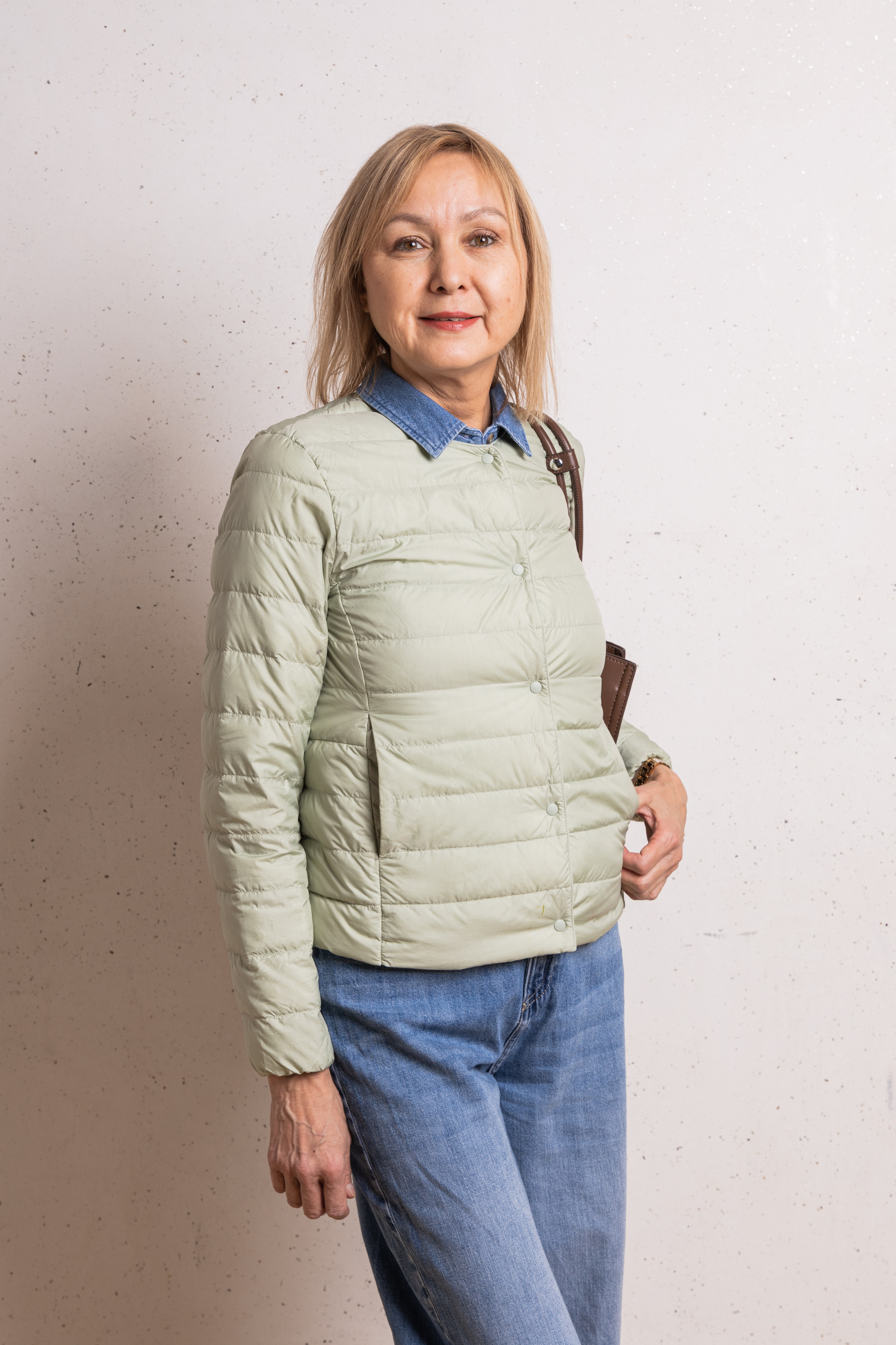 Модель для предметной съемки Алёна 4 Н.Новгород | Sale Easy