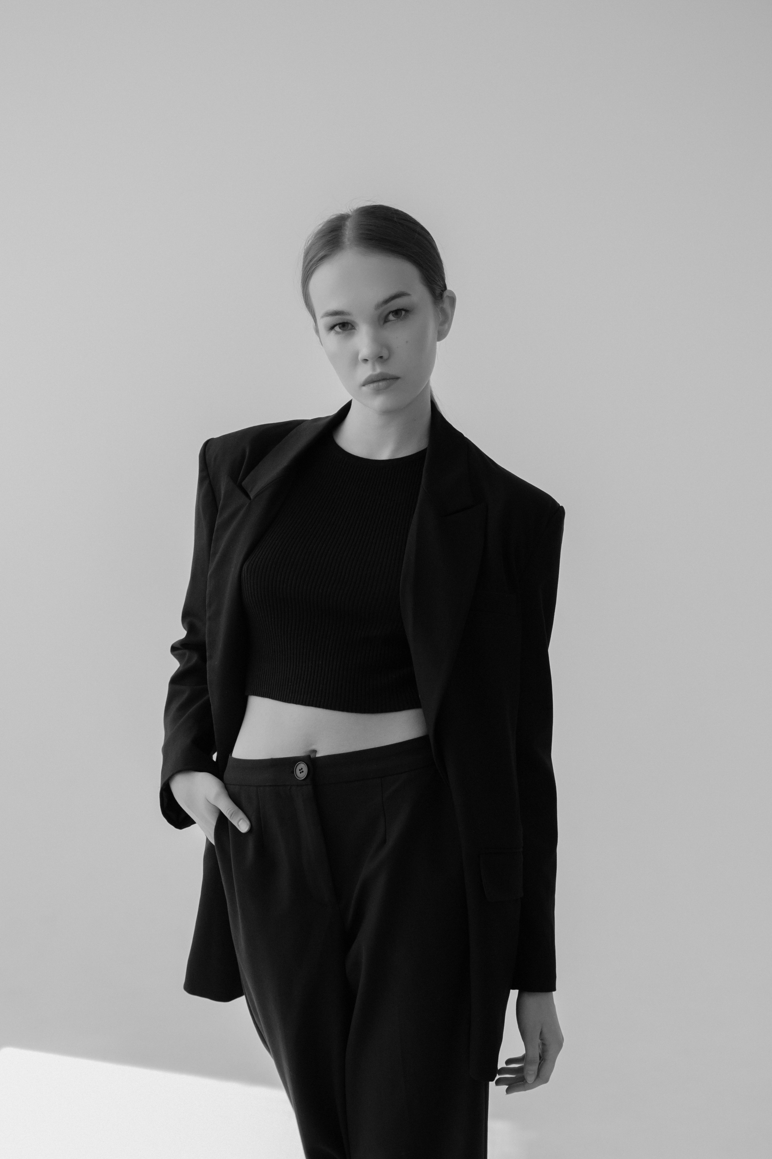 Модель для предметной съемки Виолетта С.-Пб| Sale Easy