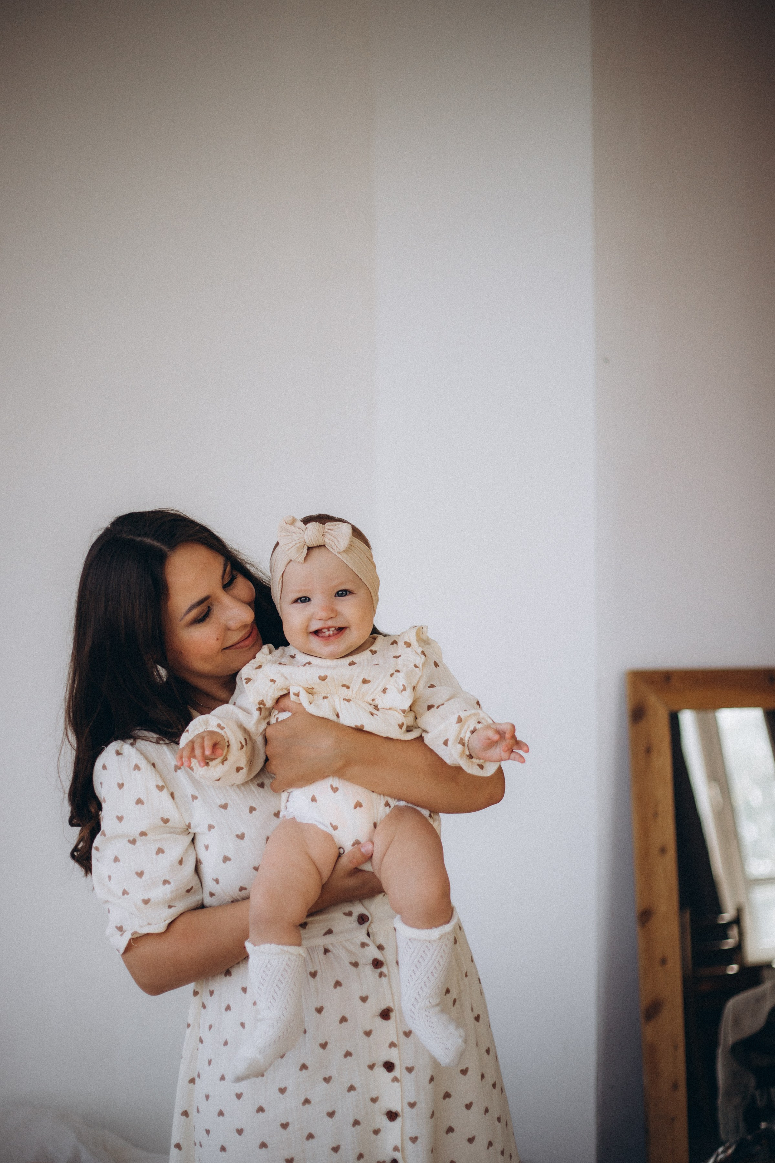 Модель девочка для предметной съемки Амелия Казань| Sale Easy