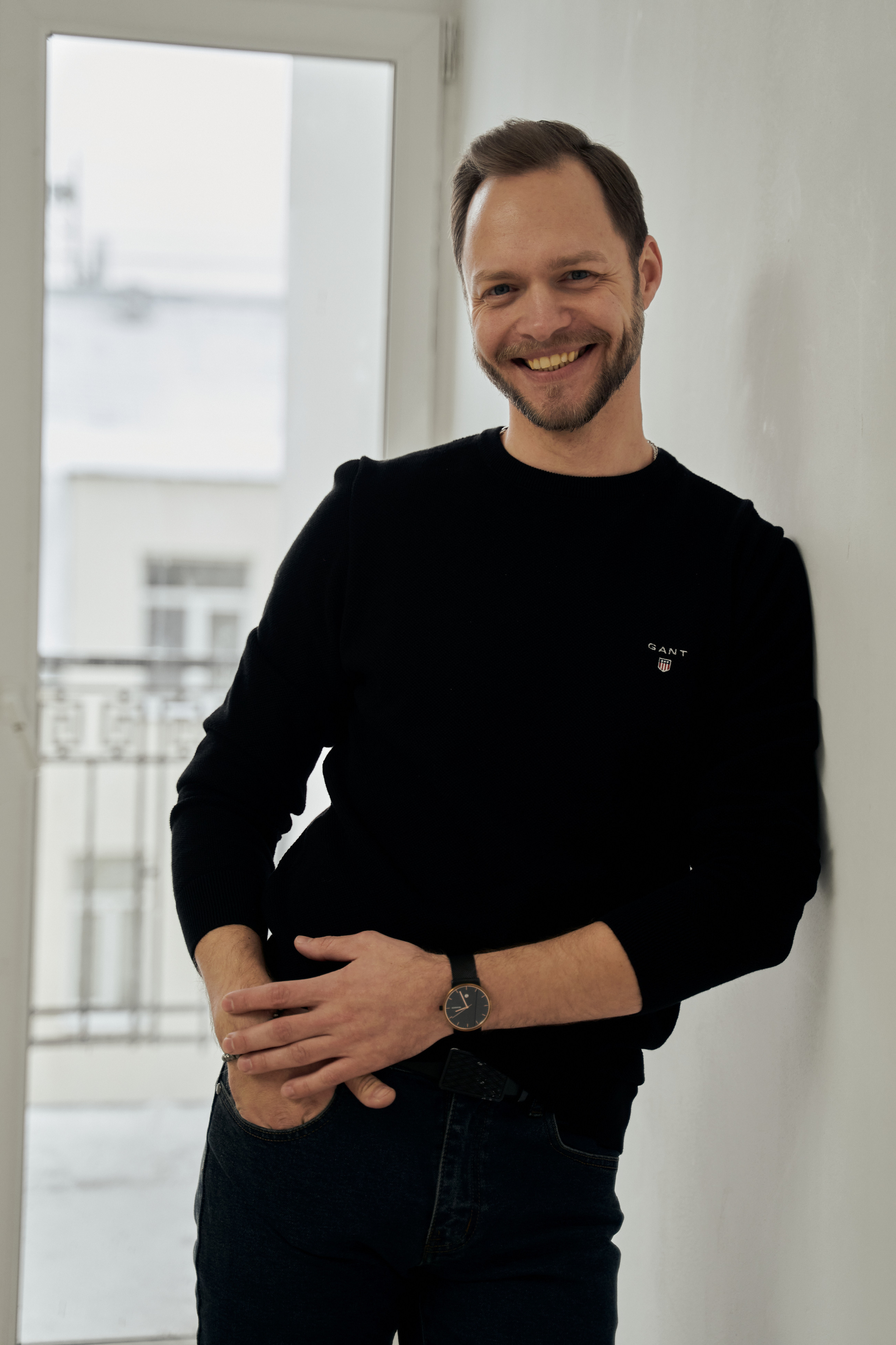 Модель для предметной съемки Александр Д С-Петербург | Sale Easy