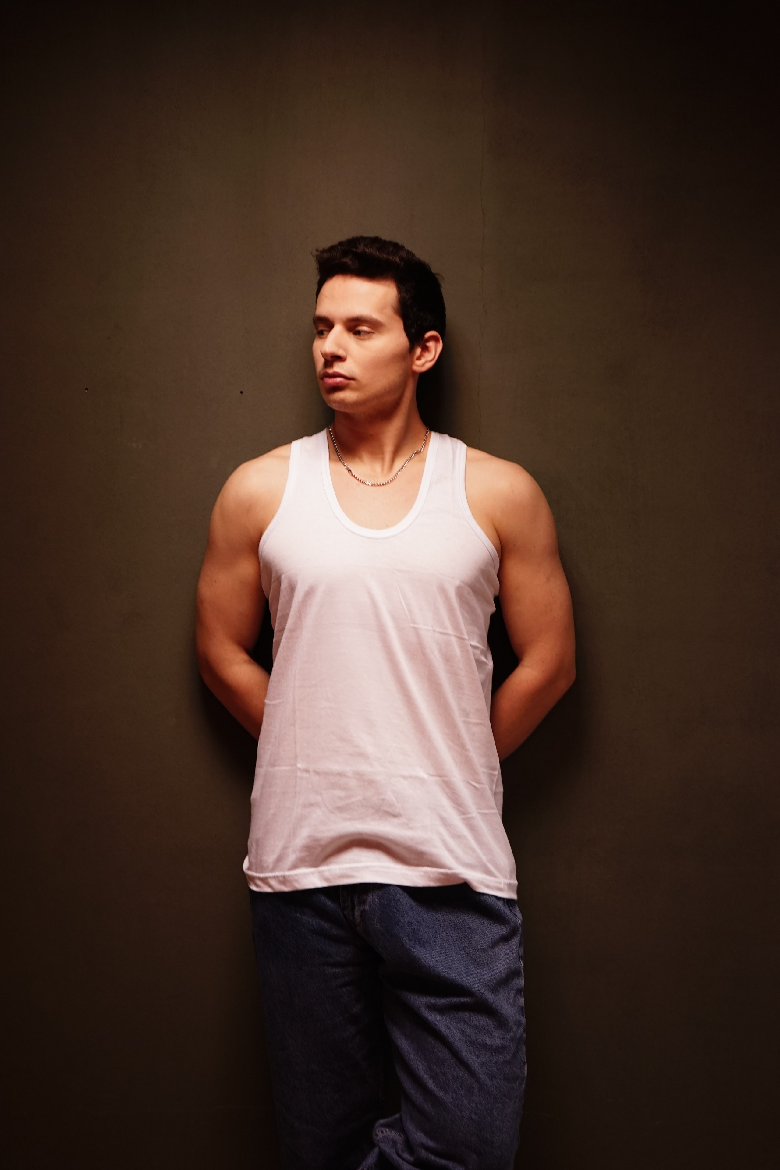 Модель для предметной съемки Александр О Казань| Sale Easy