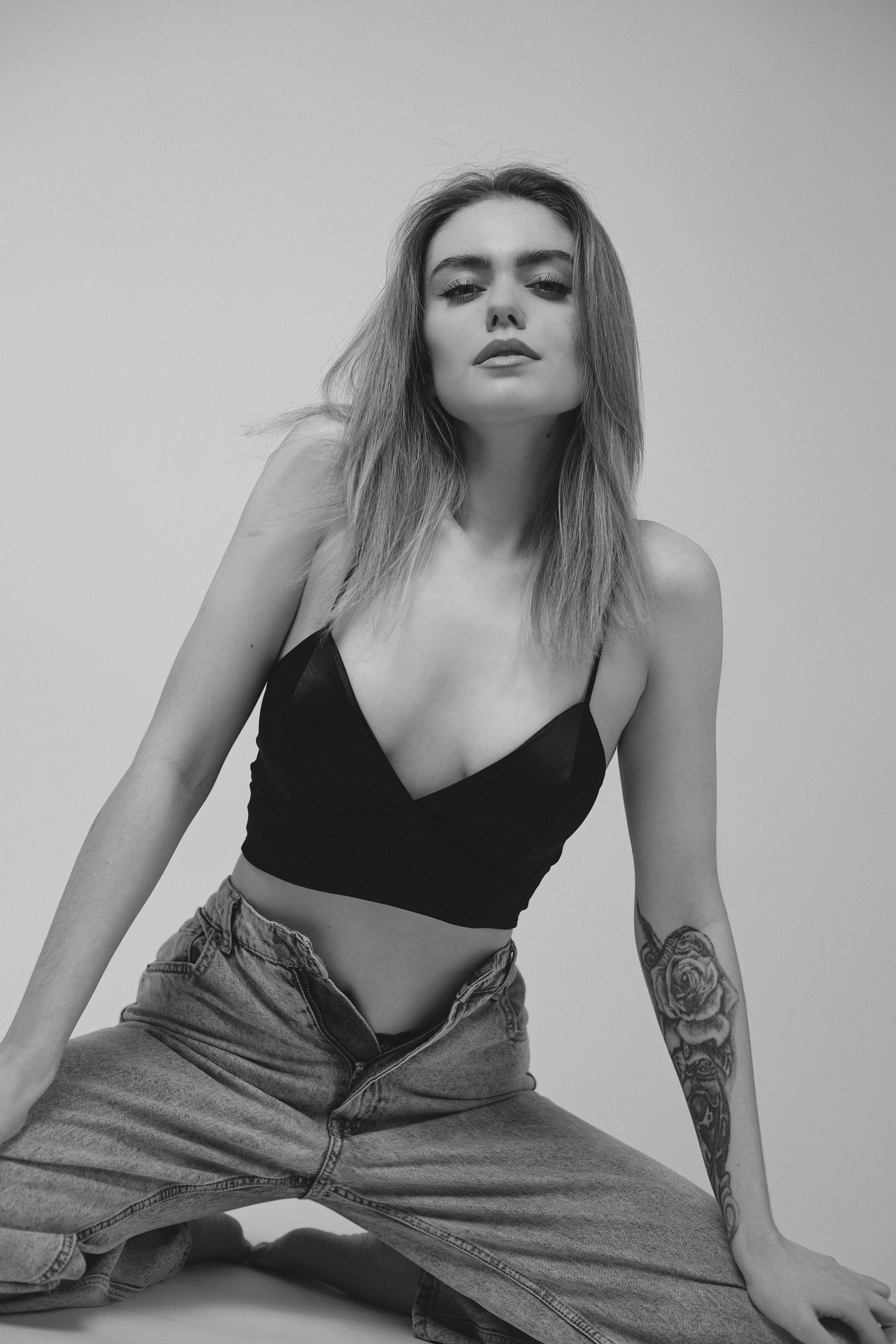 Модель для предметной съемки Эвелина С-Петербург | Sale Easy