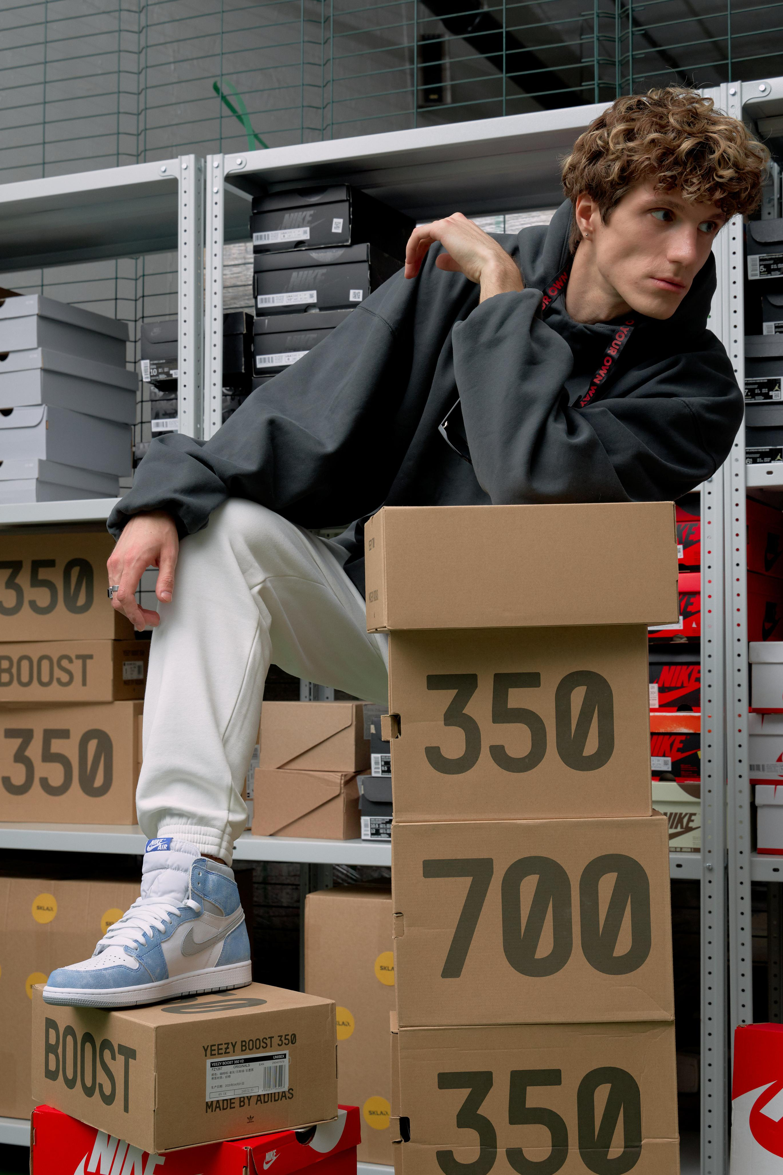 Модель для предметной съемки Дмитрий Д. Москва | Sale Easy