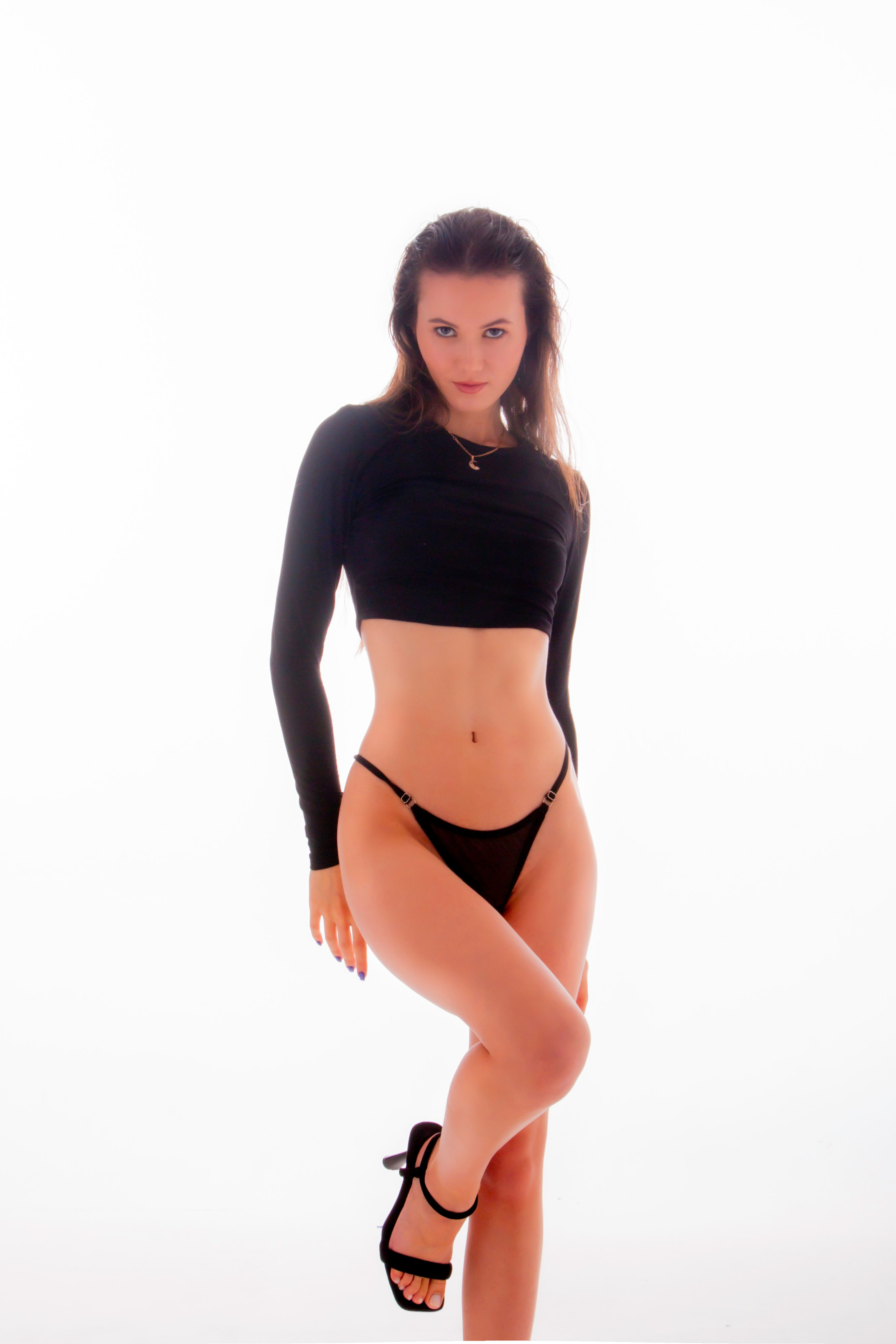 Модель для предметной съемки Ралина Казань| Sale Easy