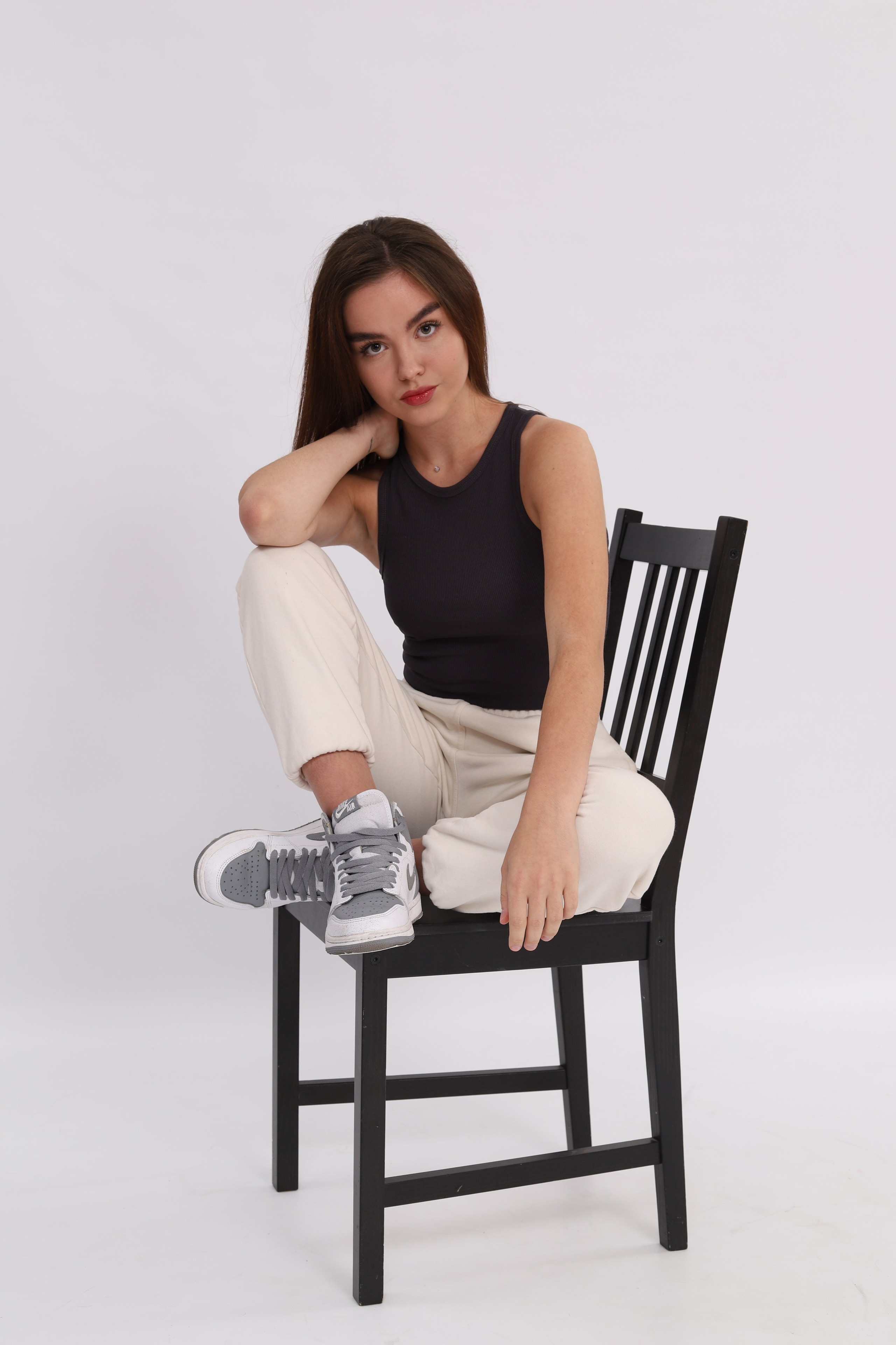 Модель для предметной съемки Софья А. Красноярск| Sale Easy