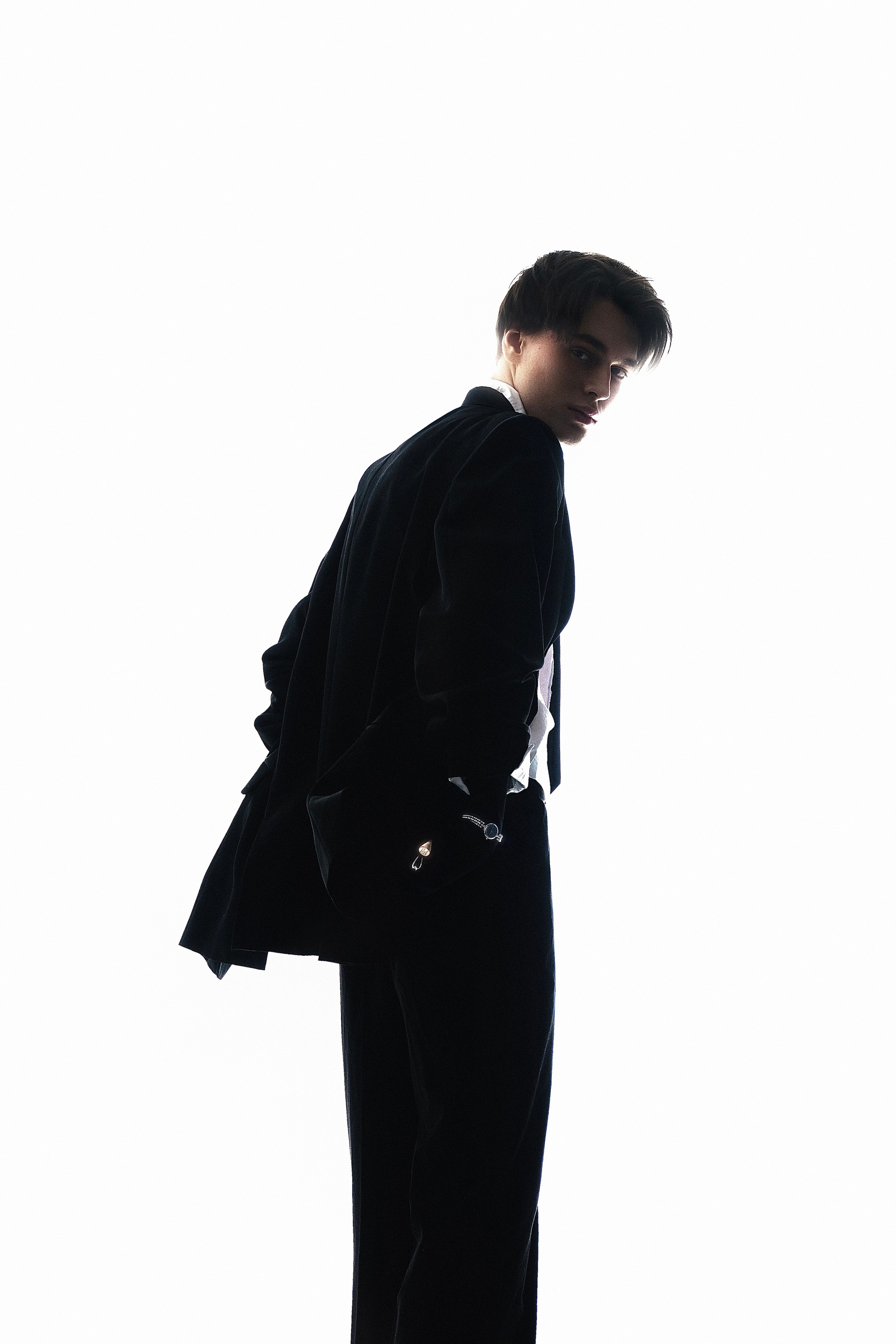 Модель для предметной съемки Роман id 29 030 С.-Пб| Sale Easy